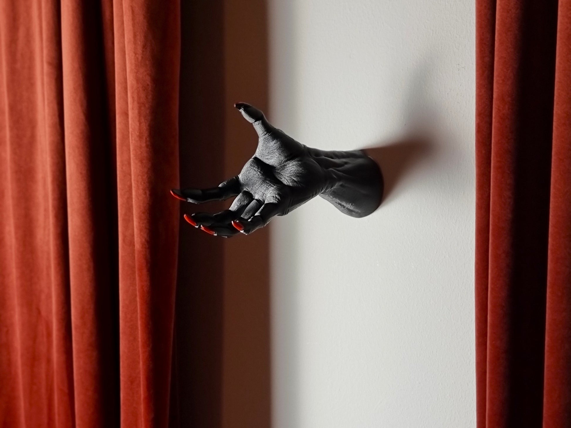 Gothic Jewelry Holder, Vampire Hand, Witch Hand Jewelry Stand, Devil Hand Wall Decor, Gothic Necklace Headphone Holder, Goth Gift, 3D-PRINT