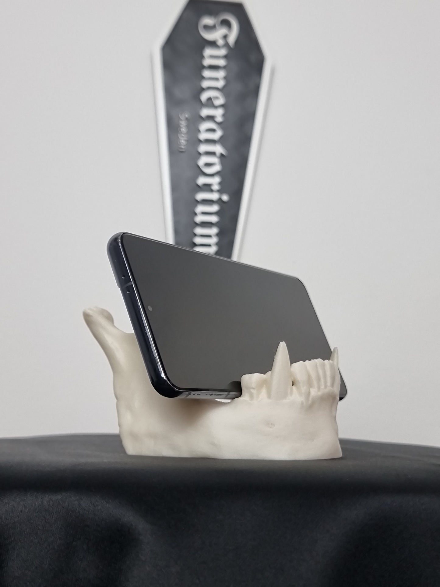 Vampire Jaw Smartphone Holder Card Holder "FangGrip", 3D-PRINTED