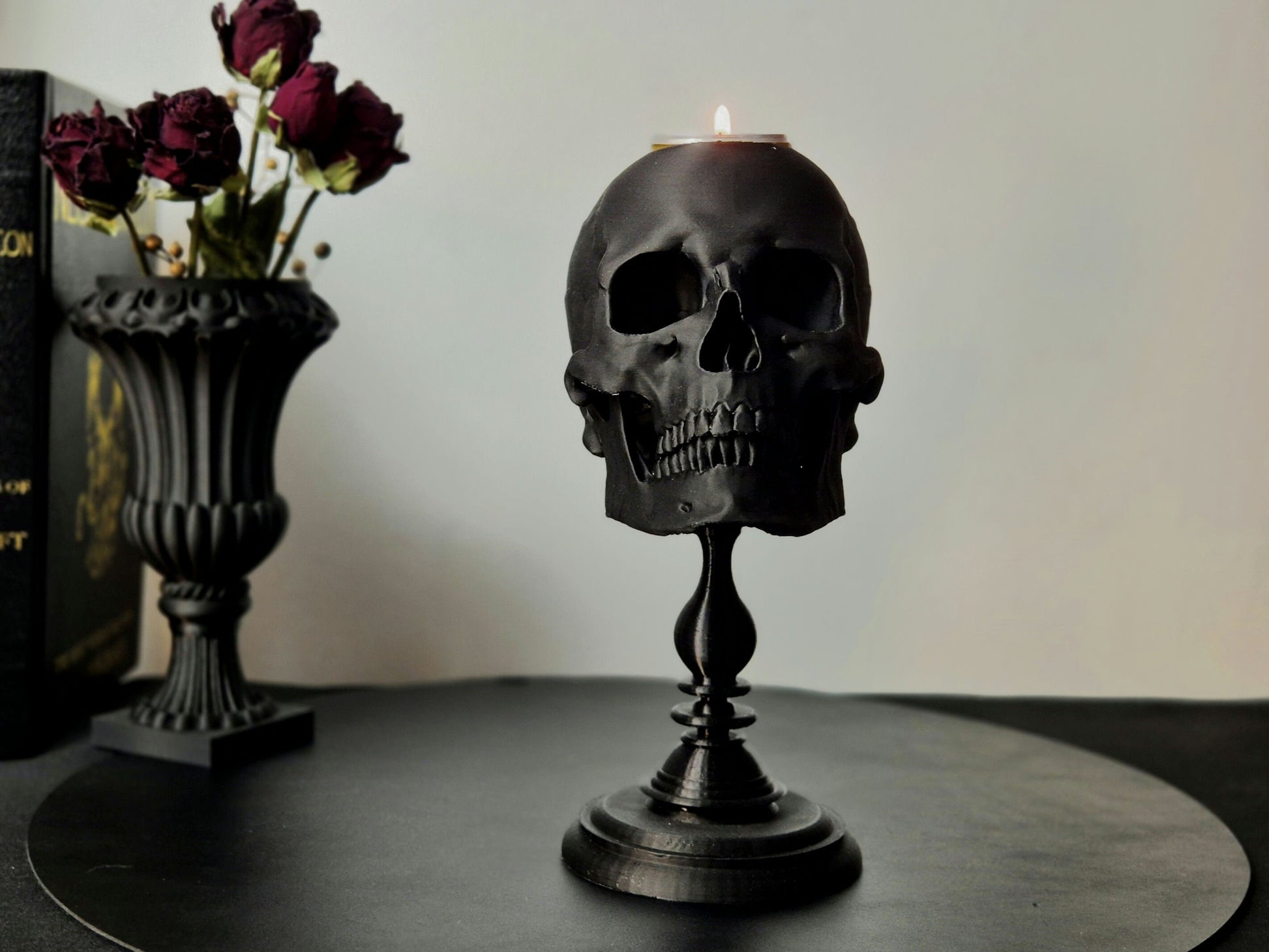 Tealight Candle Holder, Black or White Realistic Replica Human Skull Tealight Candle Holder with Plinth Handmade, Gift for Goth, 3D-PRINTED