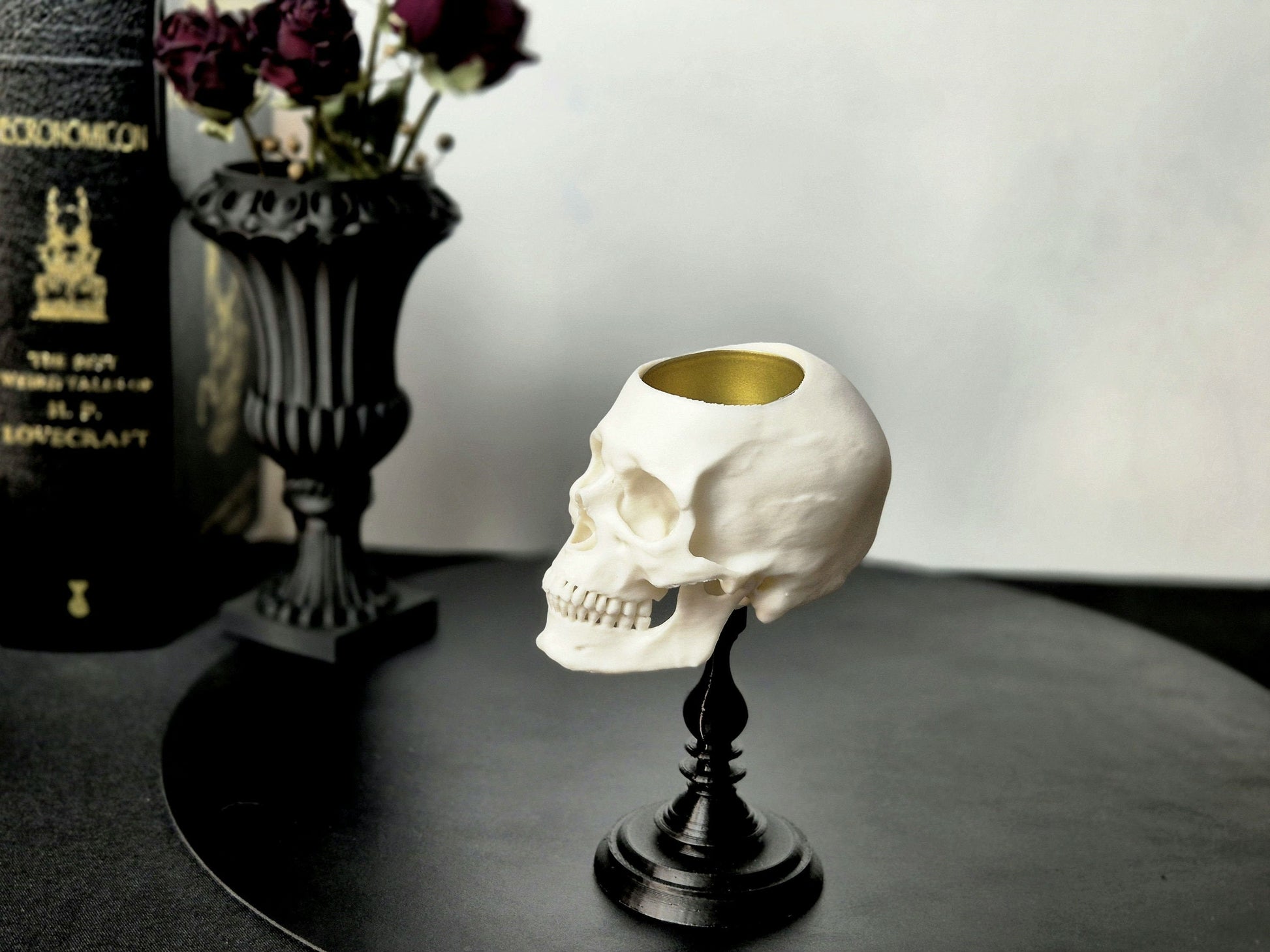 Tealight Candle Holder, Black or White Realistic Replica Human Skull Tealight Candle Holder with Plinth Handmade, Gift for Goth, 3D-PRINTED