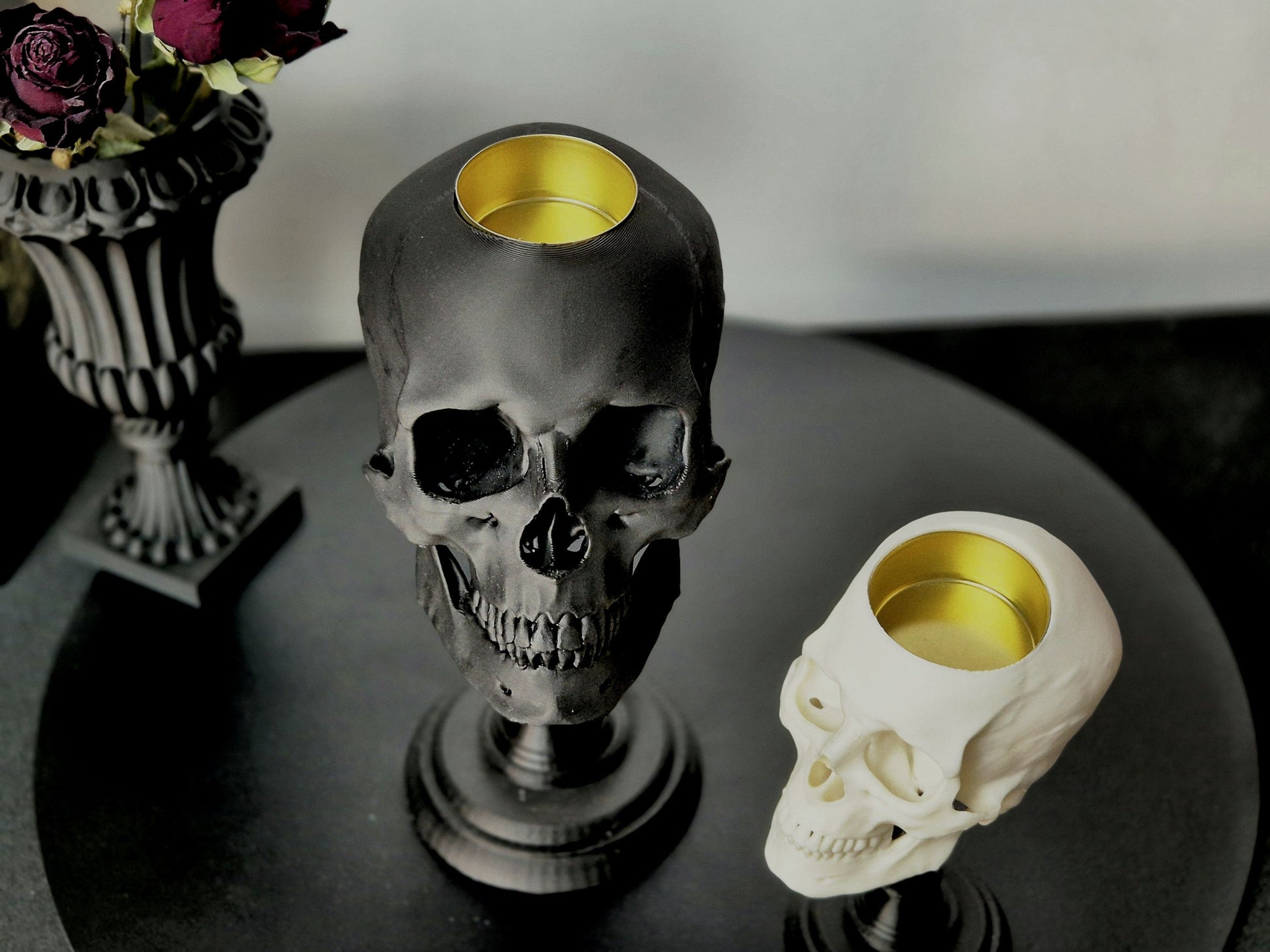 Tealight Candle Holder, Black or White Realistic Replica Human Skull Tealight Candle Holder with Plinth Handmade, Gift for Goth, 3D-PRINTED