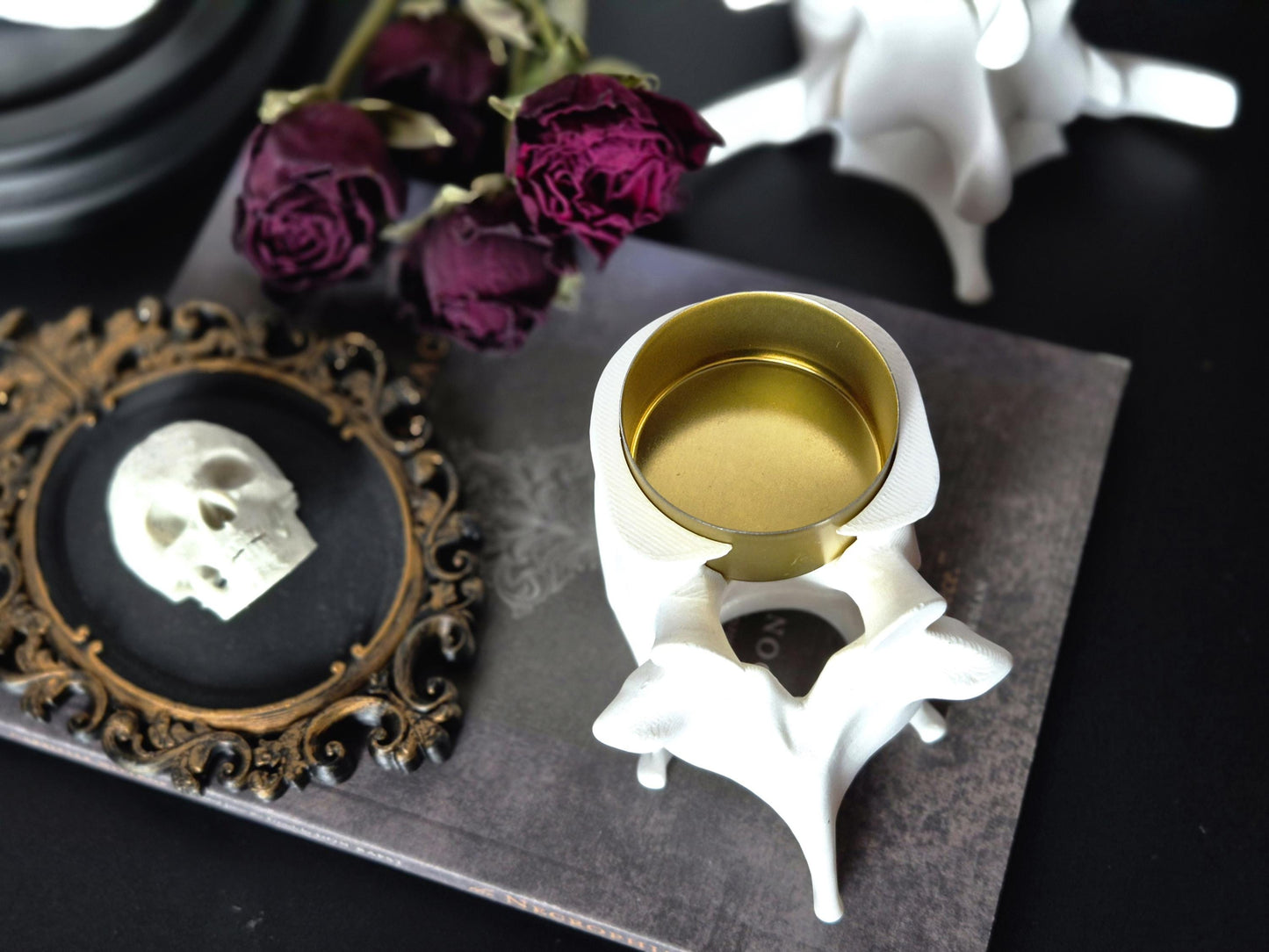 Spine Candle Tealight Holders, Gothic Vertebra Candle Holder, Scelleton Candle Holder, Bone Candle Holder, Gift for Goth, 3D-PRINTED