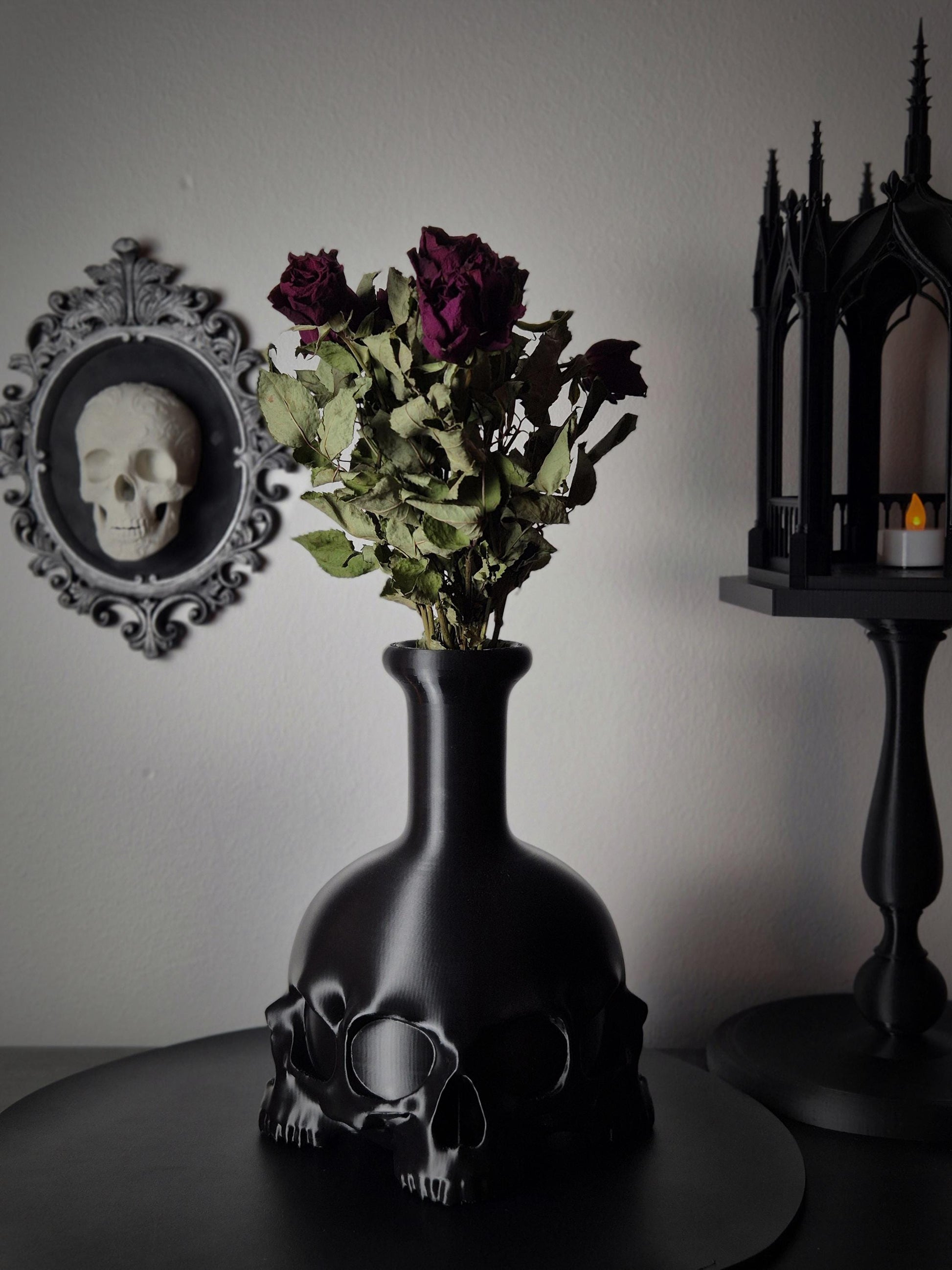 Gothic Vase "4 Skulls of Décadence", Skull Beaker, Gothic Vase, Skull Vase, Vampire Vase, Skull Bottle, Dried Flowers Vase, 3D-PRINTED