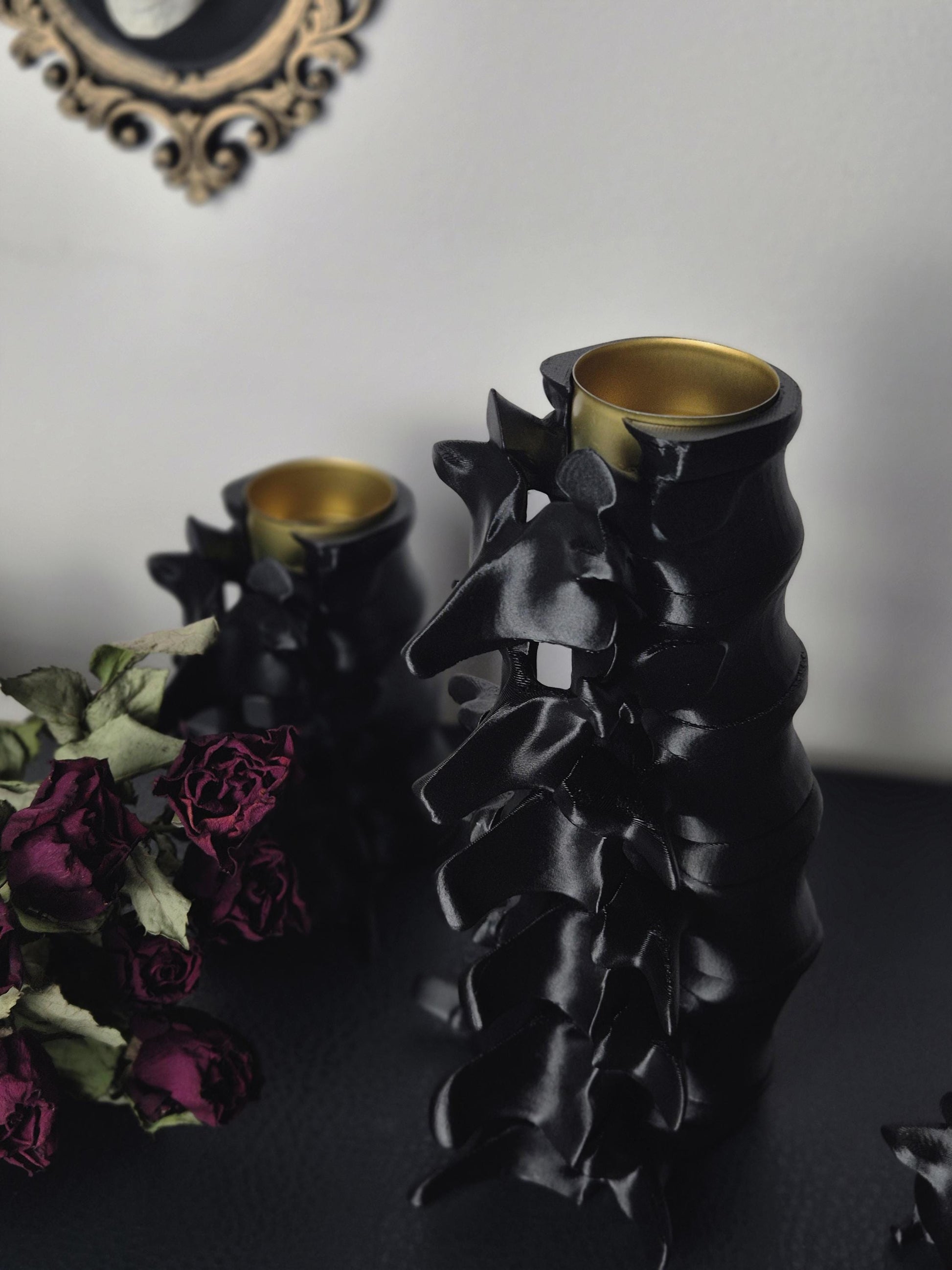 Spine Candle Tealight Holders, Gothic Vertebra Candle Holder, Scelleton Candle Holder, Bone Candle Holder, Gift for Goth, 3D-PRINTED