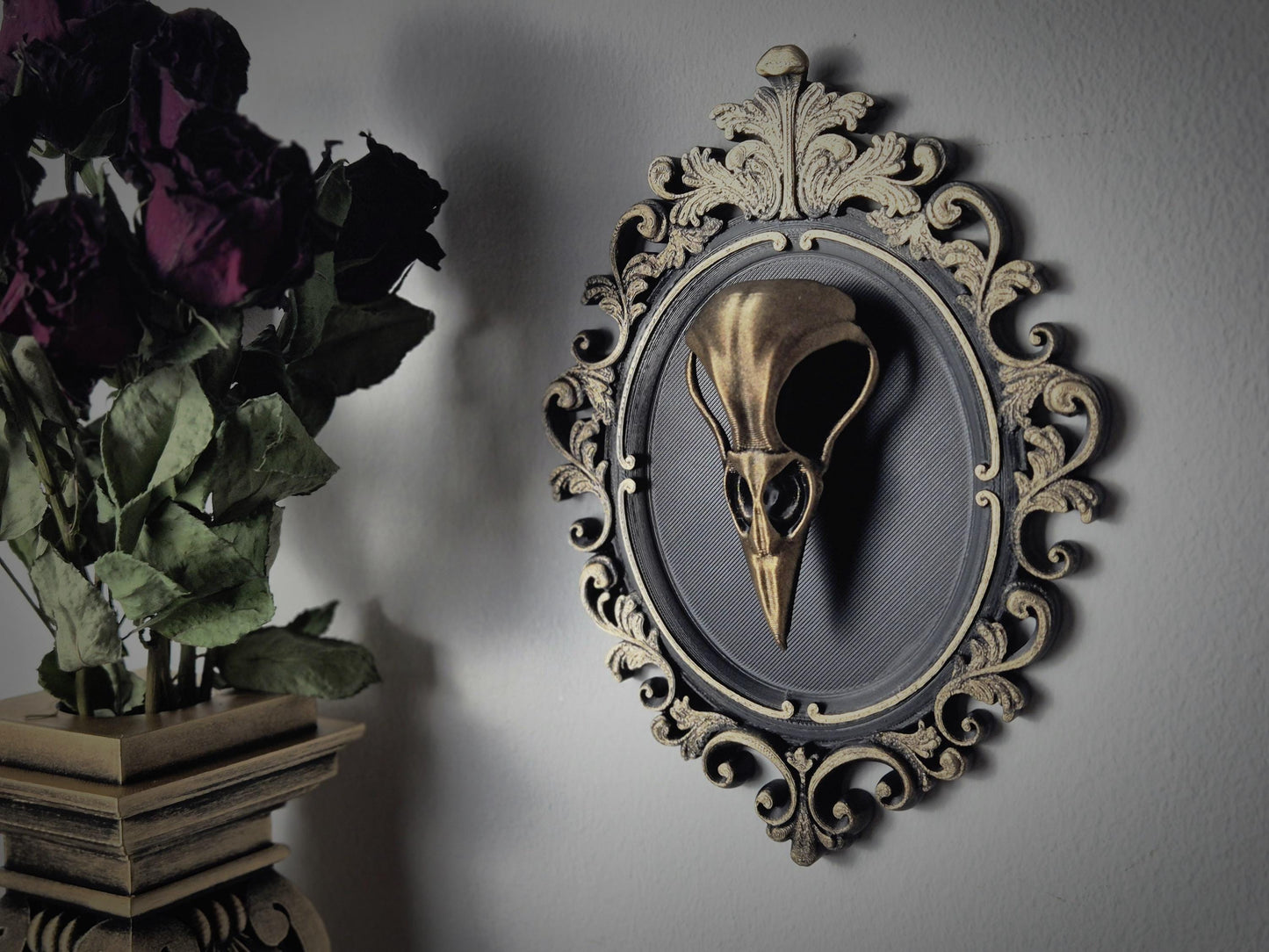 Gothic Victorian Raven Skull Frame "Gabriel", 3D-PRINTED