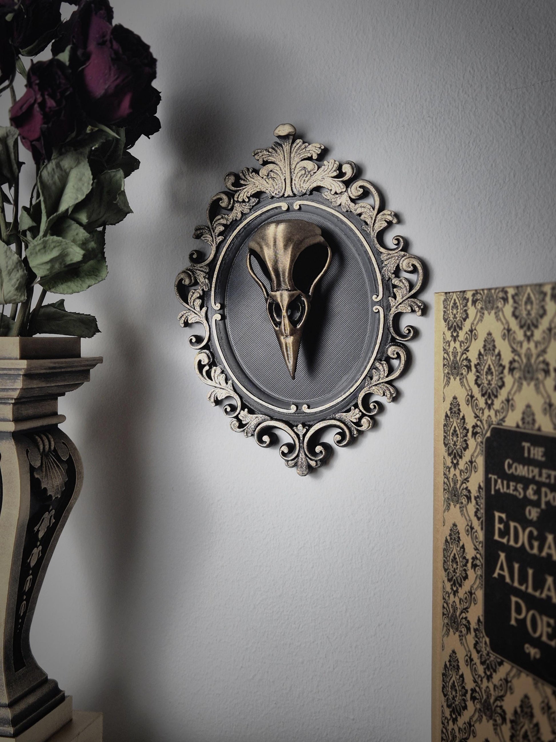 Gothic Victorian Raven Skull Frame "Gabriel", 3D-PRINTED