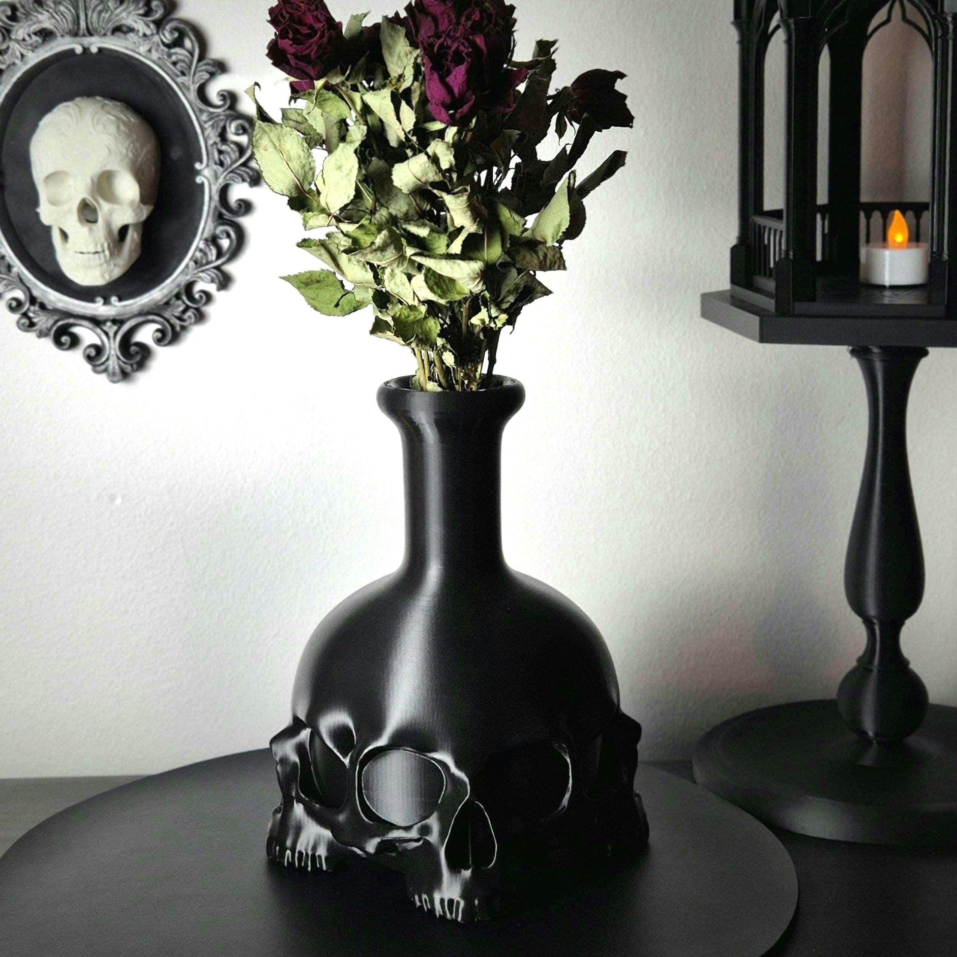 Gothic Vase "4 Skulls of Décadence", Skull Beaker, Gothic Vase, Skull Vase, Vampire Vase, Skull Bottle, Dried Flowers Vase, 3D-PRINTED