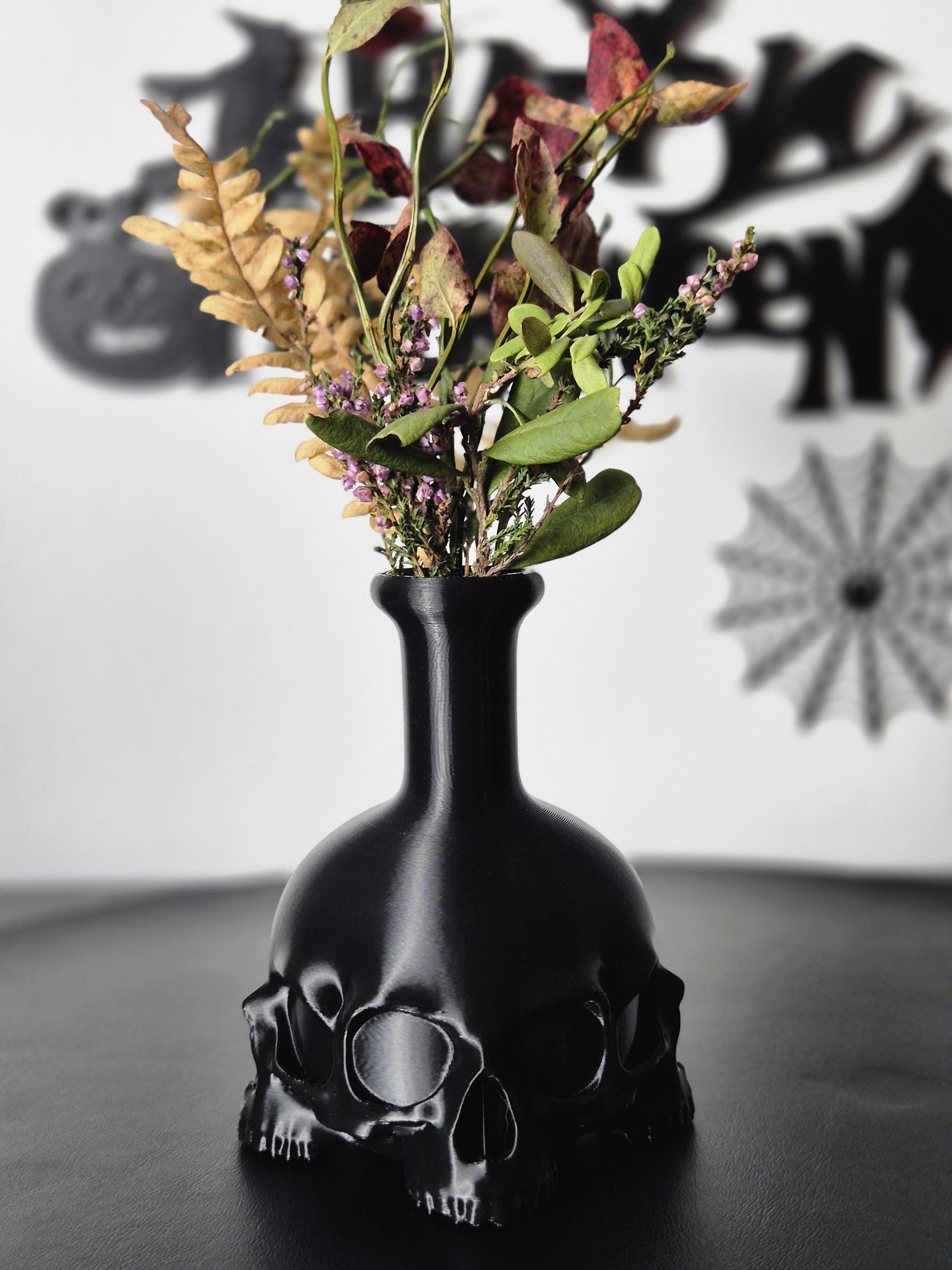 Gothic Vase "4 Skulls of Décadence", Skull Beaker, Gothic Vase, Skull Vase, Vampire Vase, Skull Bottle, Dried Flowers Vase, 3D-PRINTED