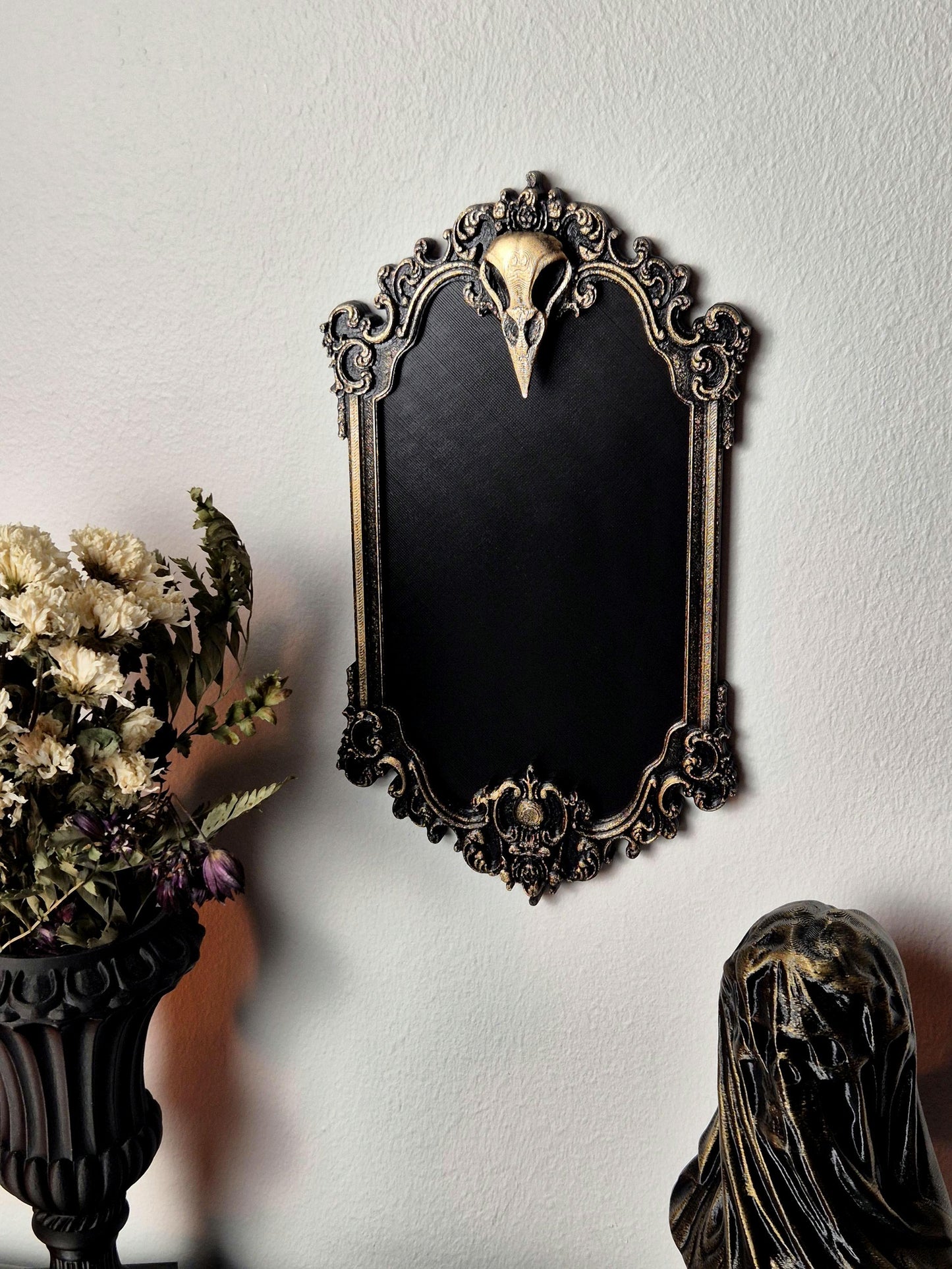 Gothic Victorian Photo Frame Raven Skull, Macabre Frame, Gothic Wall Decor, Baroque Wall Art, Goth Wall Gallery, Goth Gift, 3D-PRINTED