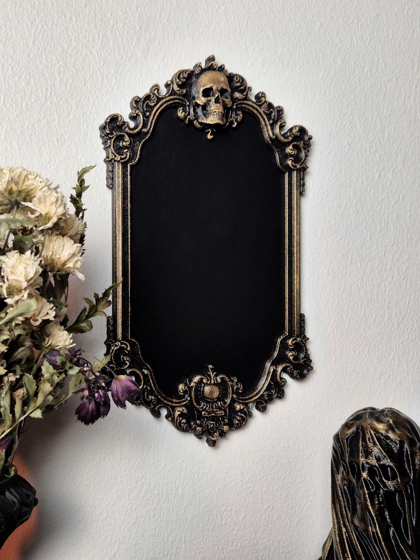 Gothic Victorian Human Skull Photo Frame, Macabre Frame, Gothic Wall Decor, Baroque Wall Art, Goth Wall Gallery, Goth Gift, 3D-PRINTED