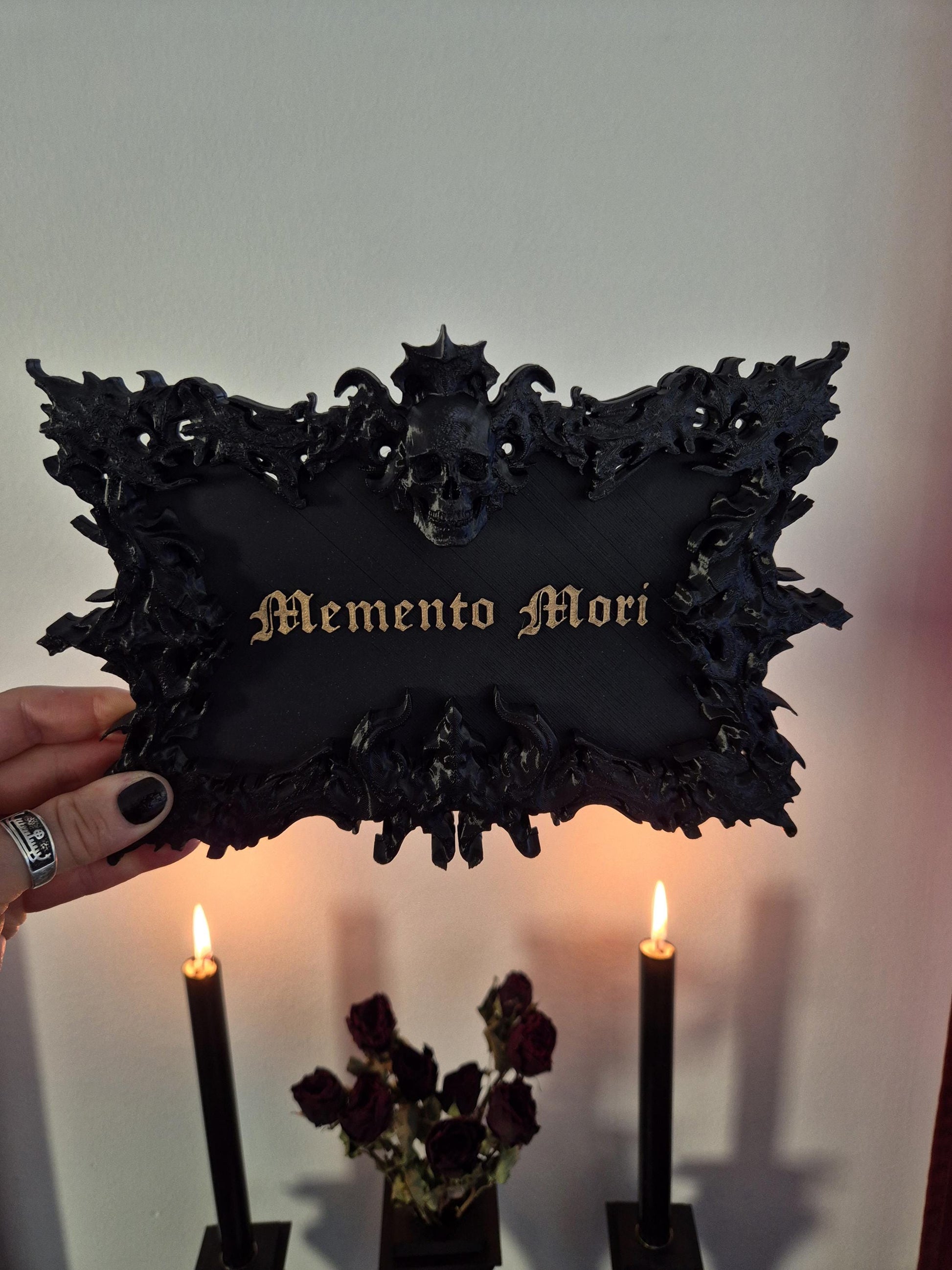 Gothic Wall Sign "Memento Mori", Wall Plaque, Gothic Wall Art, Gothic Gallery Wall, Wall Hanging, Gothic Wall, 3D-PRINTED