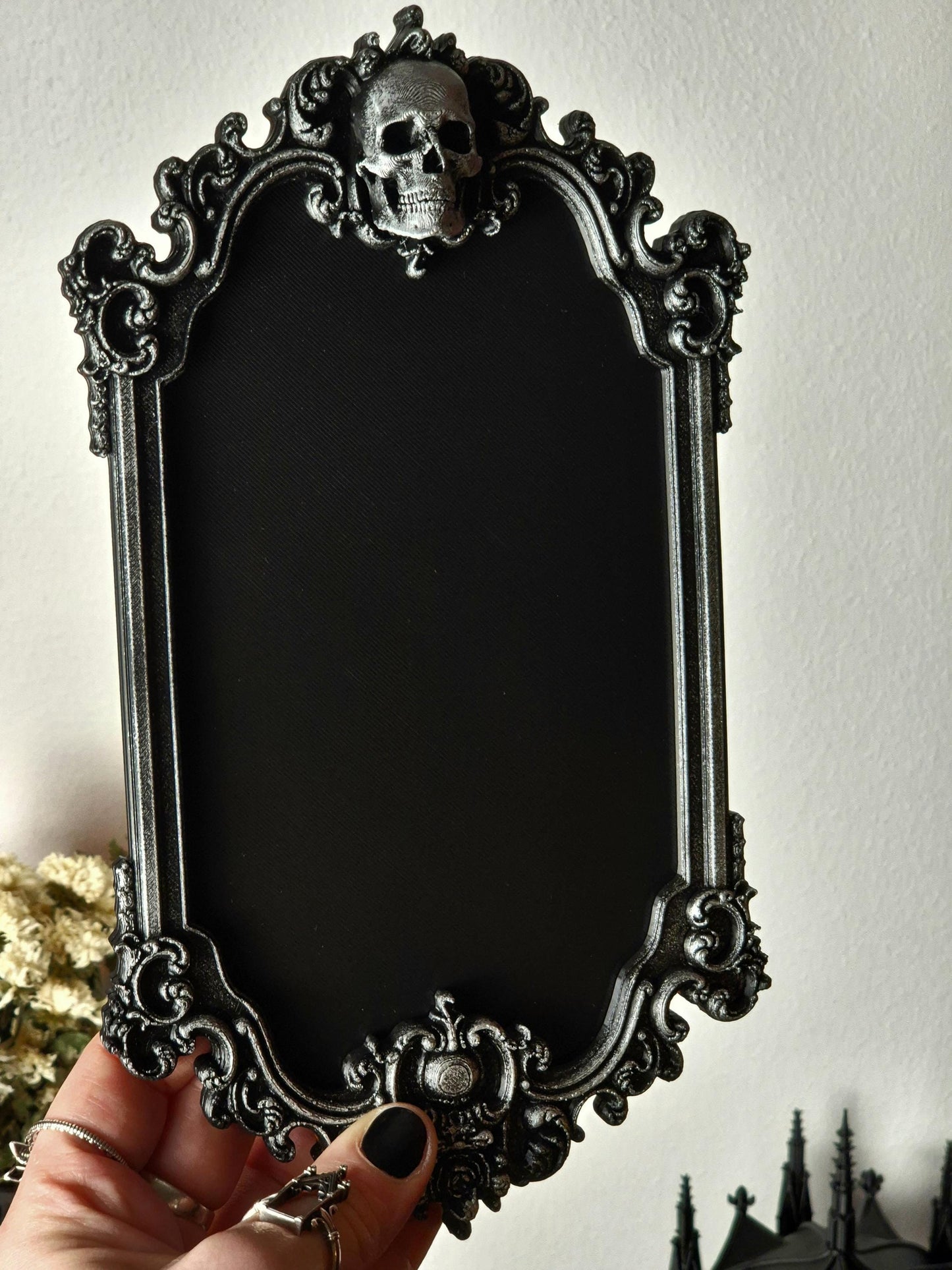 Gothic Victorian Human Skull Photo Frame, Macabre Frame, Gothic Wall Decor, Baroque Wall Art, Goth Wall Gallery, Goth Gift, 3D-PRINTED