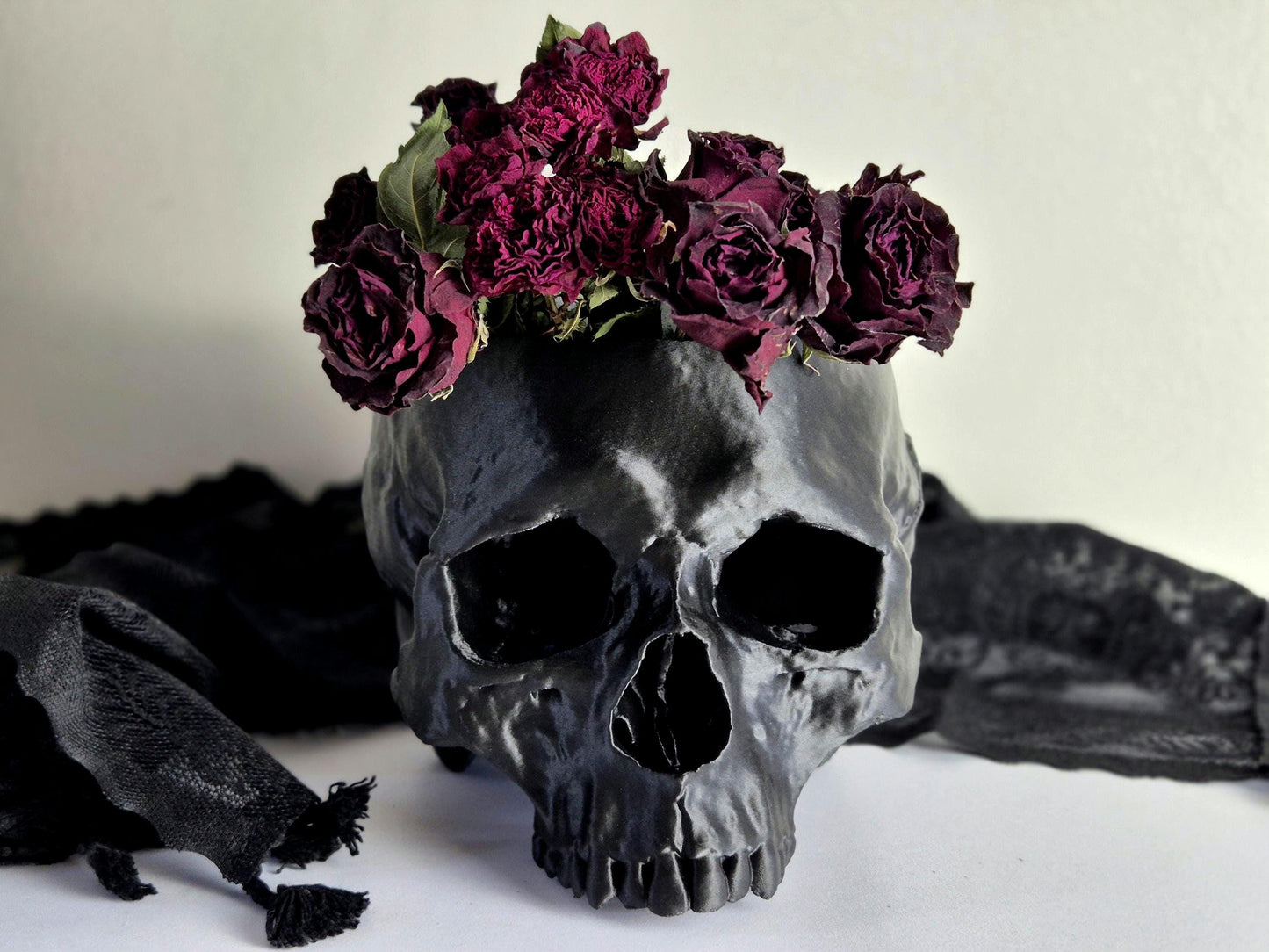 Human Skull Plant Pot – Gothic Skull Vase, Skull Bowl for Dried Flowers, Halloween Decor, Macabre Storage Container, Oddities Gift, 3D-PRINT