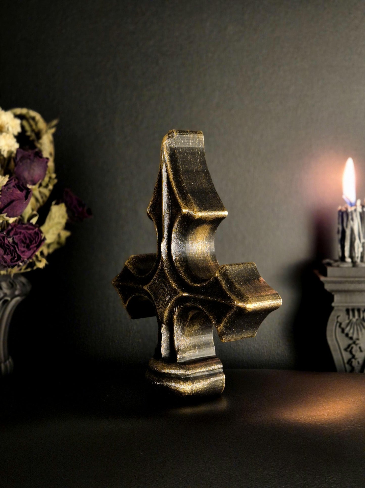 Gothic Cross Wall or Shelf Decor – 3D Printed Cathedral Accent | Gothic Gallery Wall Filler | Black or Hand-Painted Gold/Silver