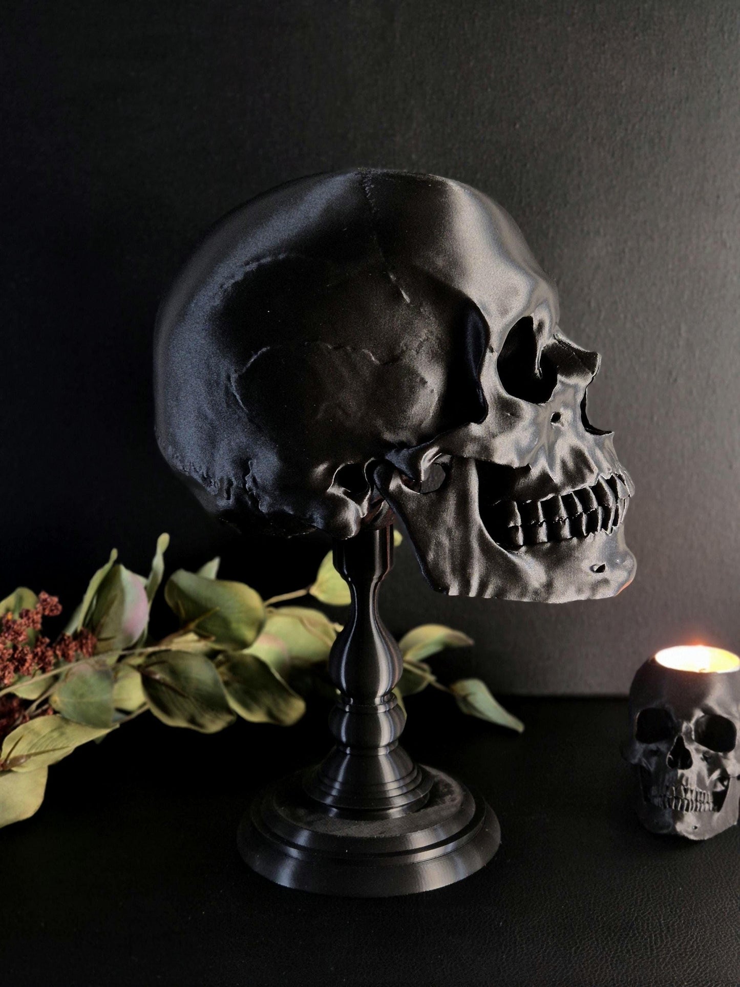 Realistic Human Skull Replica with Detachable Plinth "Hannibal"