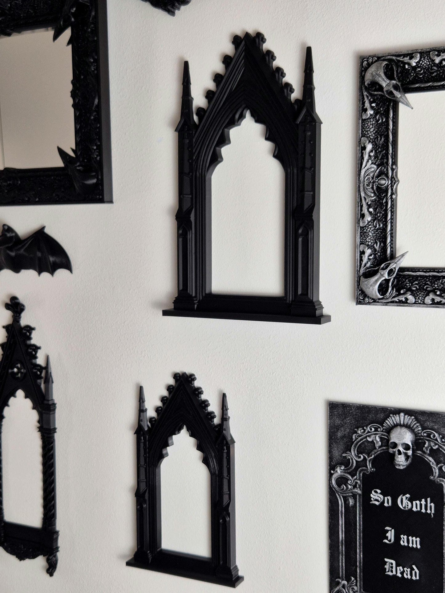 Gothic Cathedral Arch Wall Frame – 3D Printed Window Frame | Gothic Decor, Black or Hand Painted Gold/Silver | Gothic Revival Shelf Accent