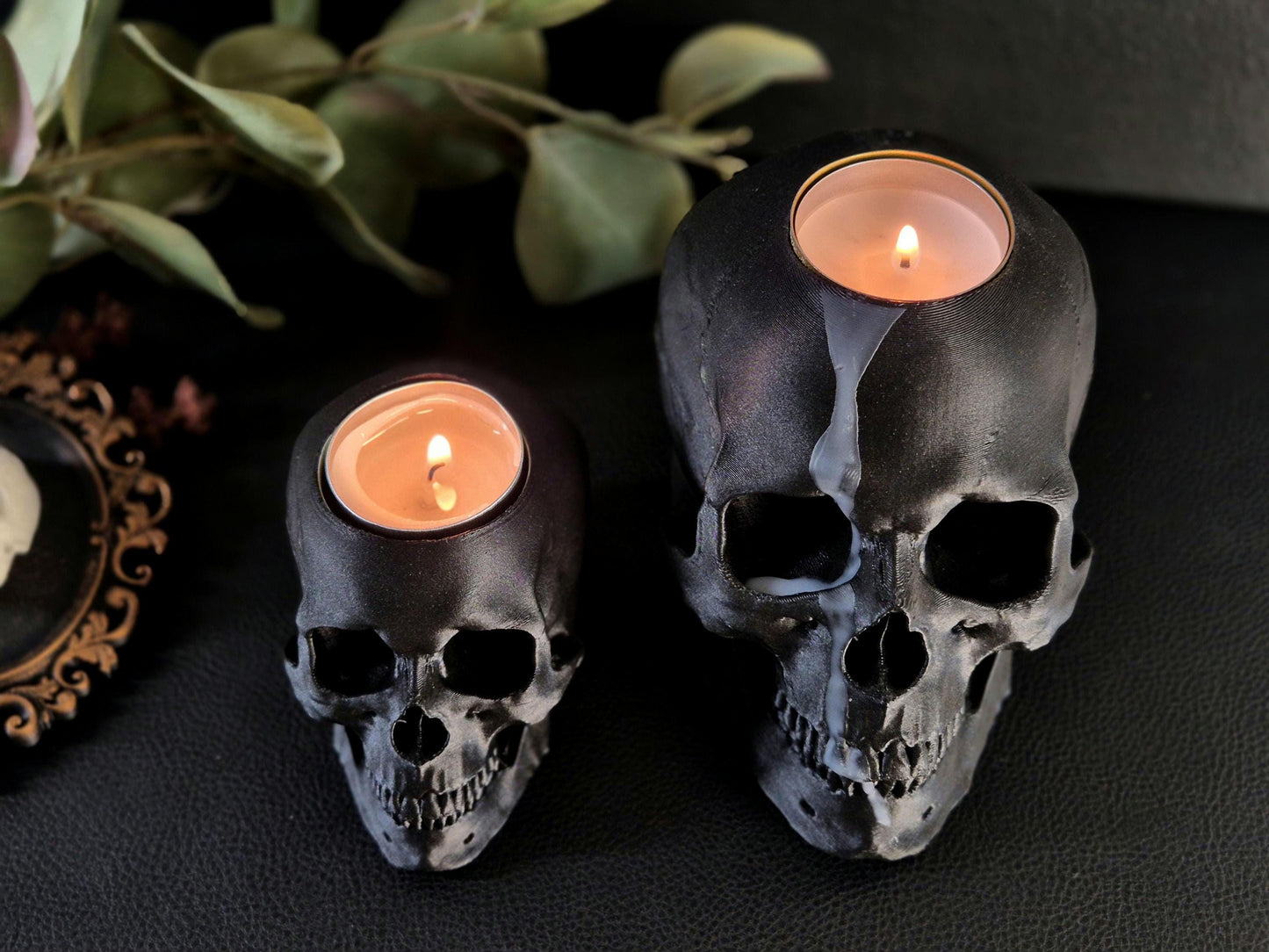 Skull Tealight Candle Holder "Nox"