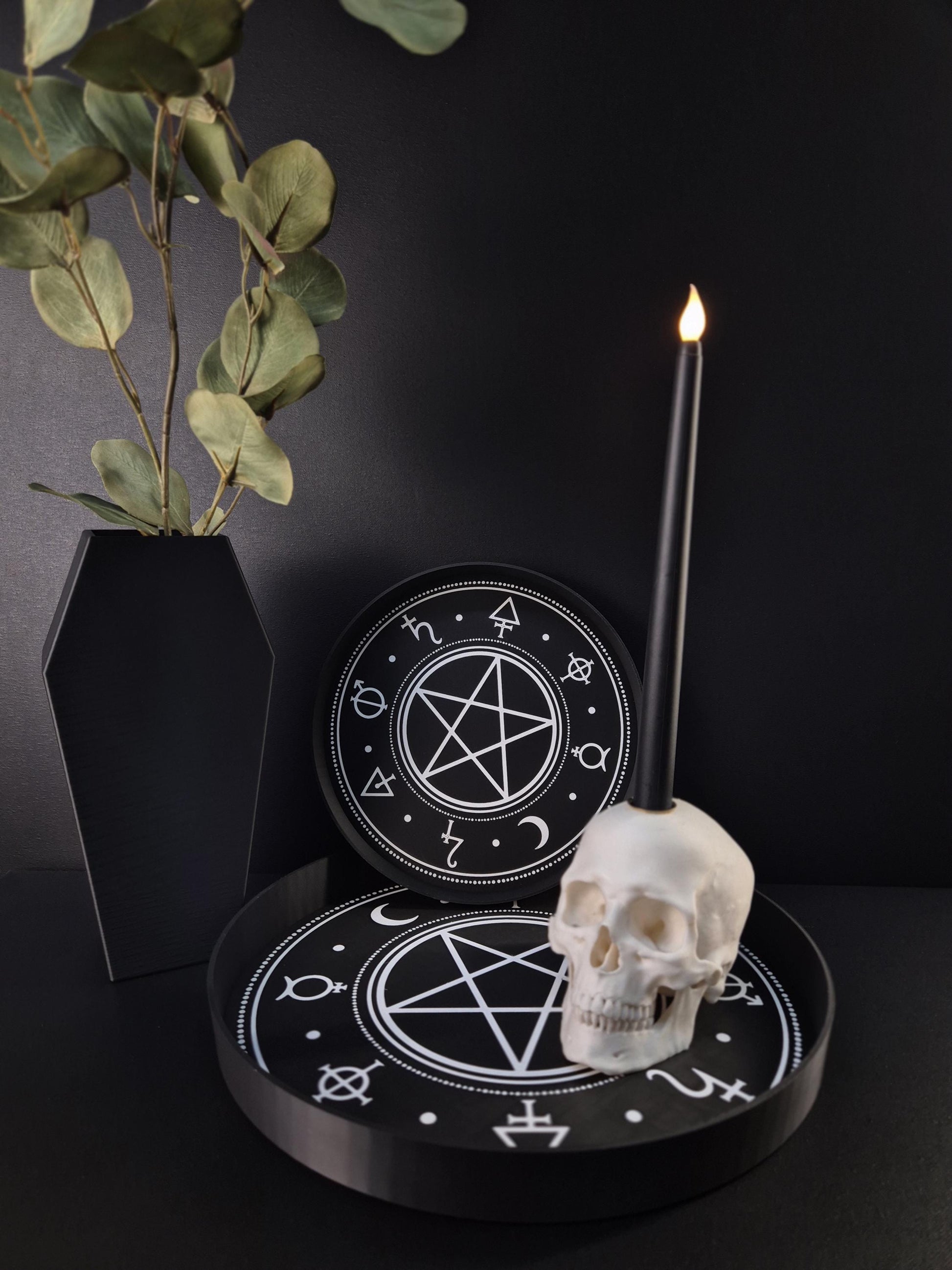 Gothic Pentagram Tray with Occult Symbols – 3D Printed Witchcraft Altar Organiser, Black Round Tray, Dark Home Decor, Wiccan Gift