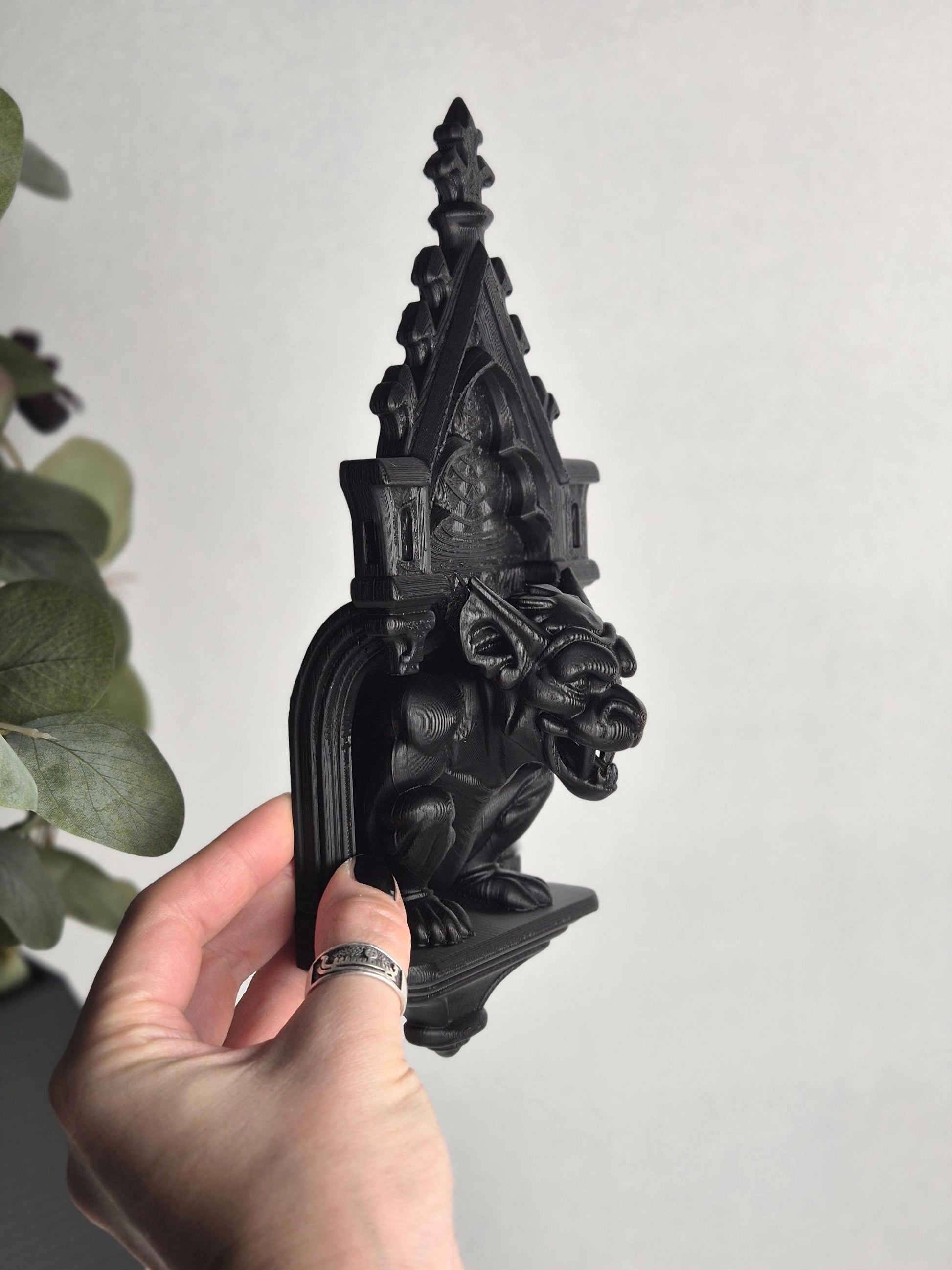 Gothic Gargoyle Wall Corbel – Medieval Chimera Bracket, 3D-Printed Gothic Sculpture, Medieval Wall Art, Gothic Wall Hanging, Gothic Gift