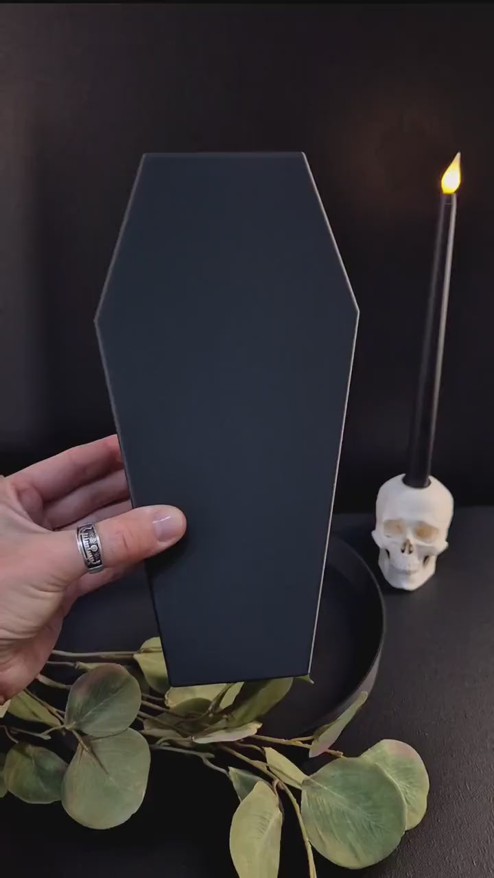 Coffin Vase for Dried Flowers – Gothic Black Vase, 3D Printed Witchy Home Decor, Halloween Centerpiece, Alternative Gothic Gift