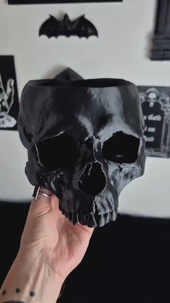 Human Skull Plant Pot – Gothic Skull Vase, Skull Bowl for Dried Flowers, Halloween Decor, Macabre Storage Container, Oddities Gift, 3D-PRINT