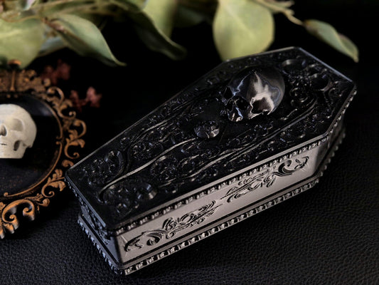 Dark Romance: Cemetery and Funeral-Inspired Gothic Decor
