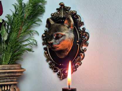 Victorian Cat Frame "Lucien"