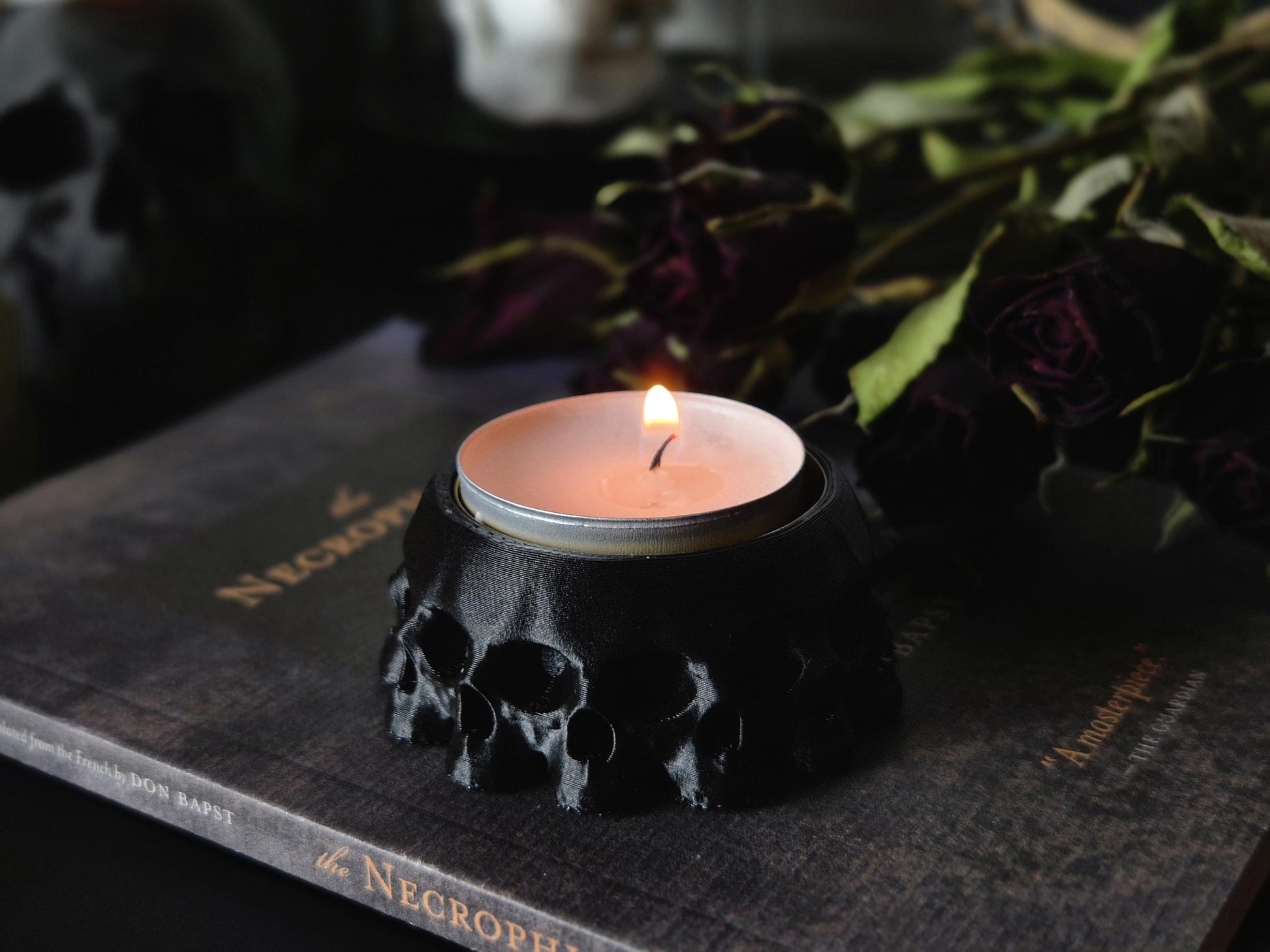 Gothic Tea Light Candle Holder "13 Skulls"