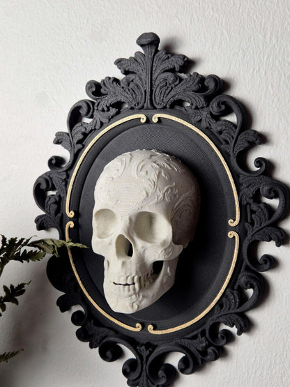 Gothic Victorian Frame "Dorian"