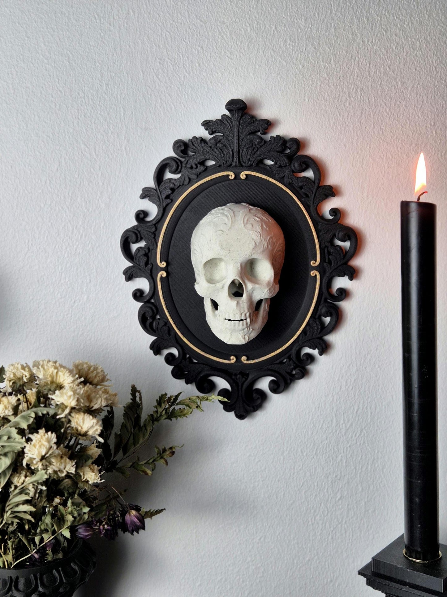 Gothic Victorian Frame "Dorian"