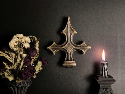 Gothic Cross Wall or Shelf Decor – 3D Printed Cathedral Accent | Gothic Gallery Wall Filler | Black or Hand-Painted Gold/Silver
