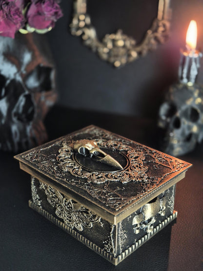 Poe’s Raven Casket