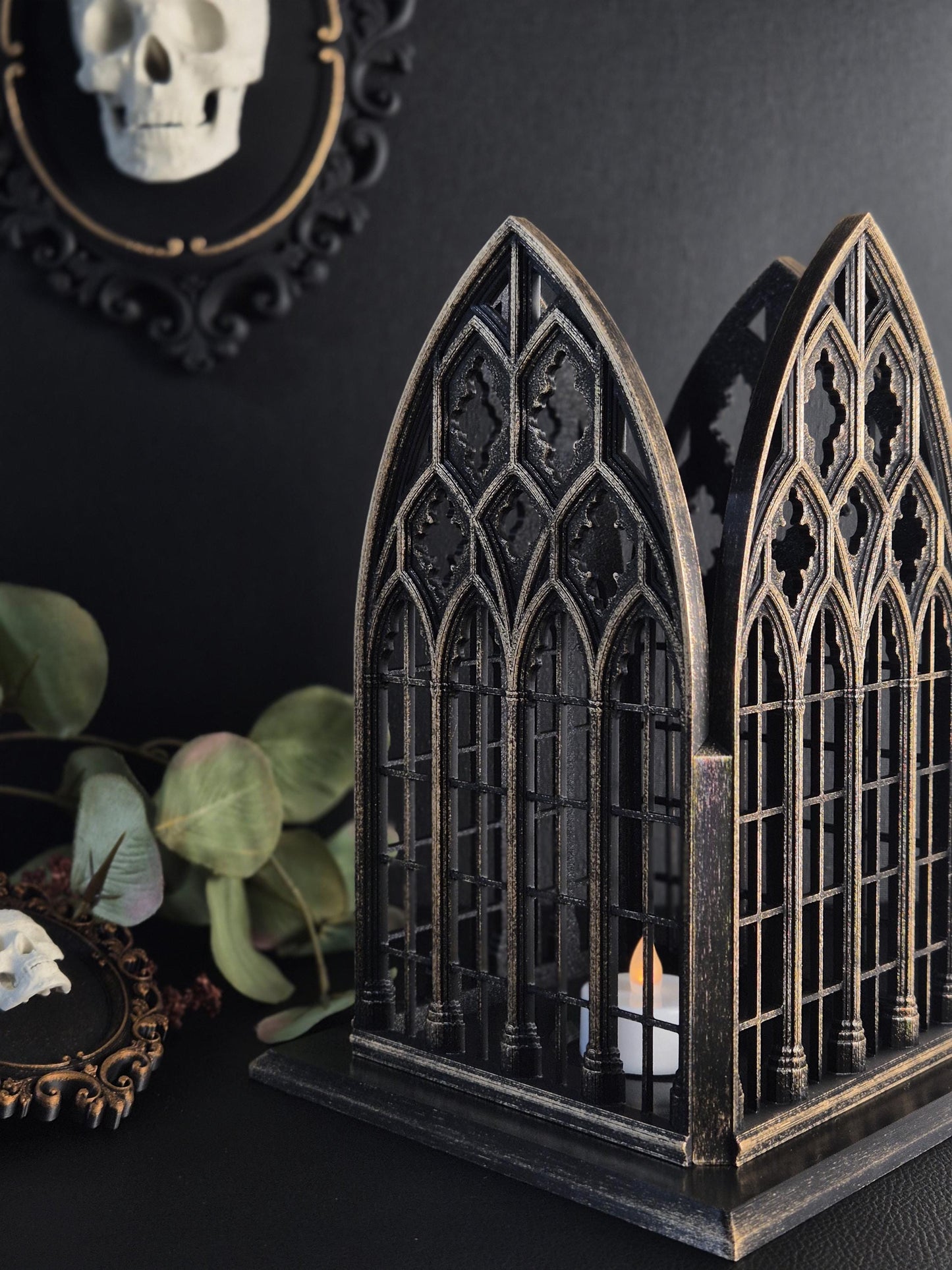 Gothic Window Lantern "Santa Lucia"