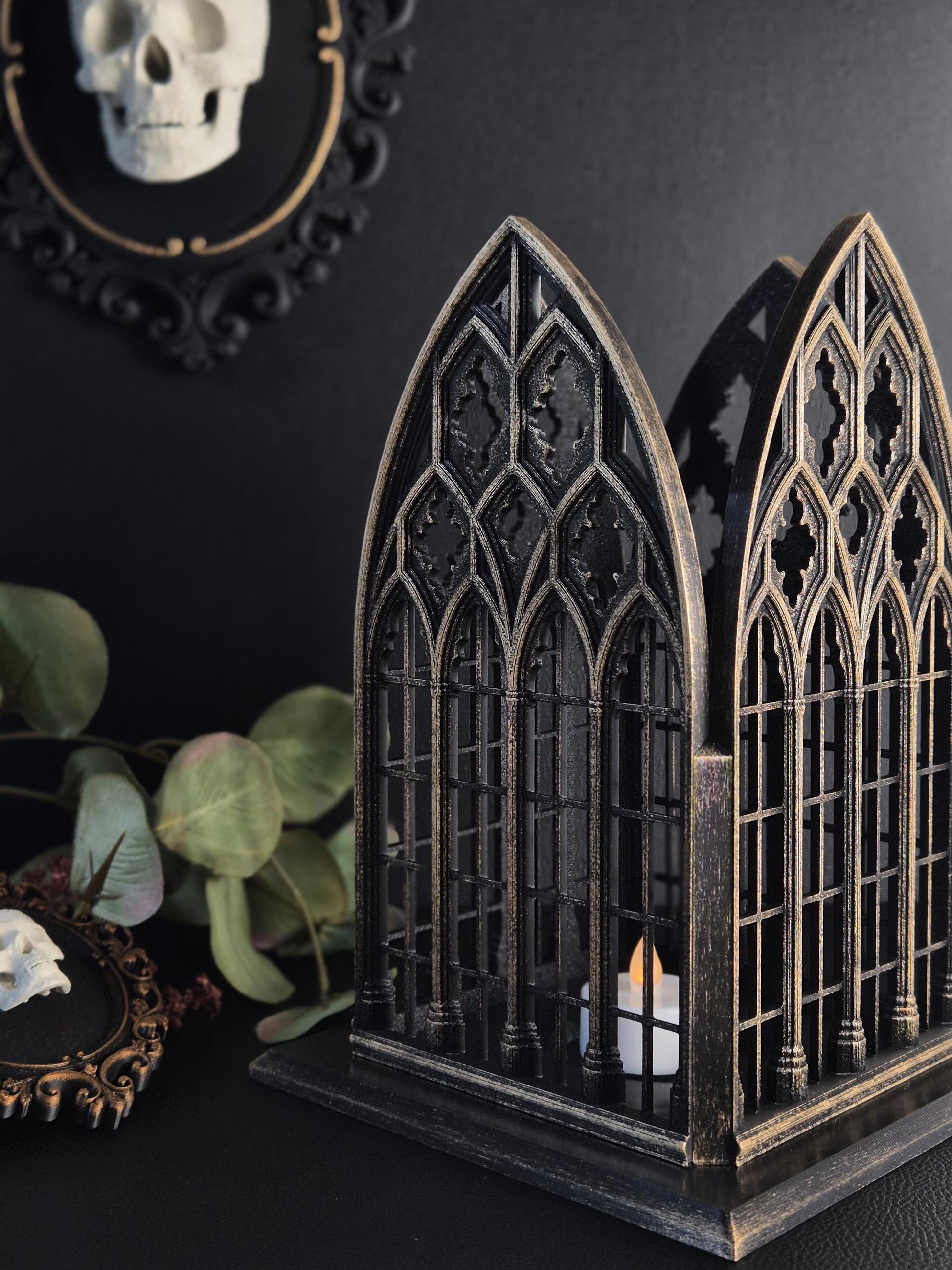 Gothic Window Lantern "Santa Lucia"