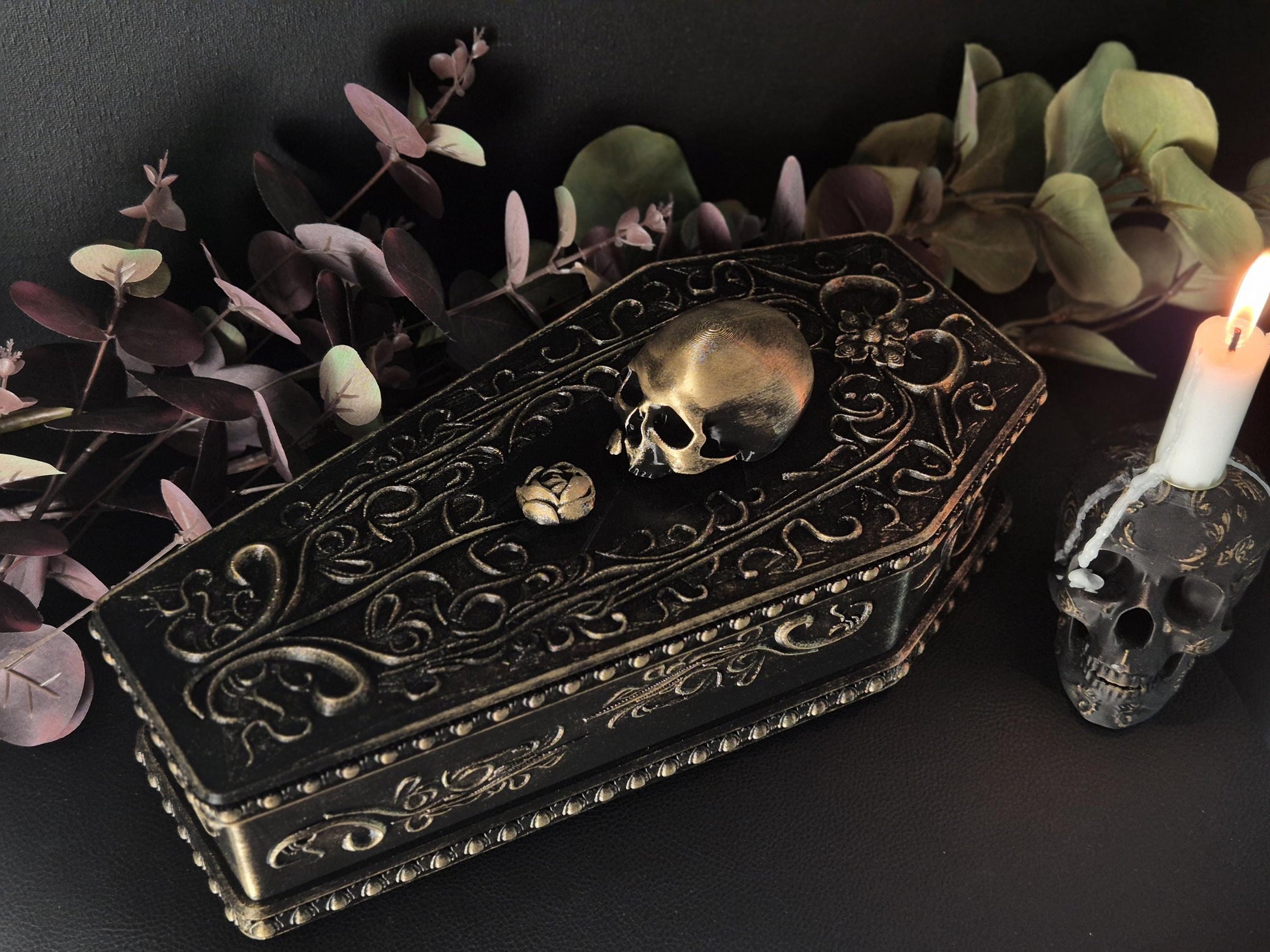 Coffin Box "A Rose for the Dead"