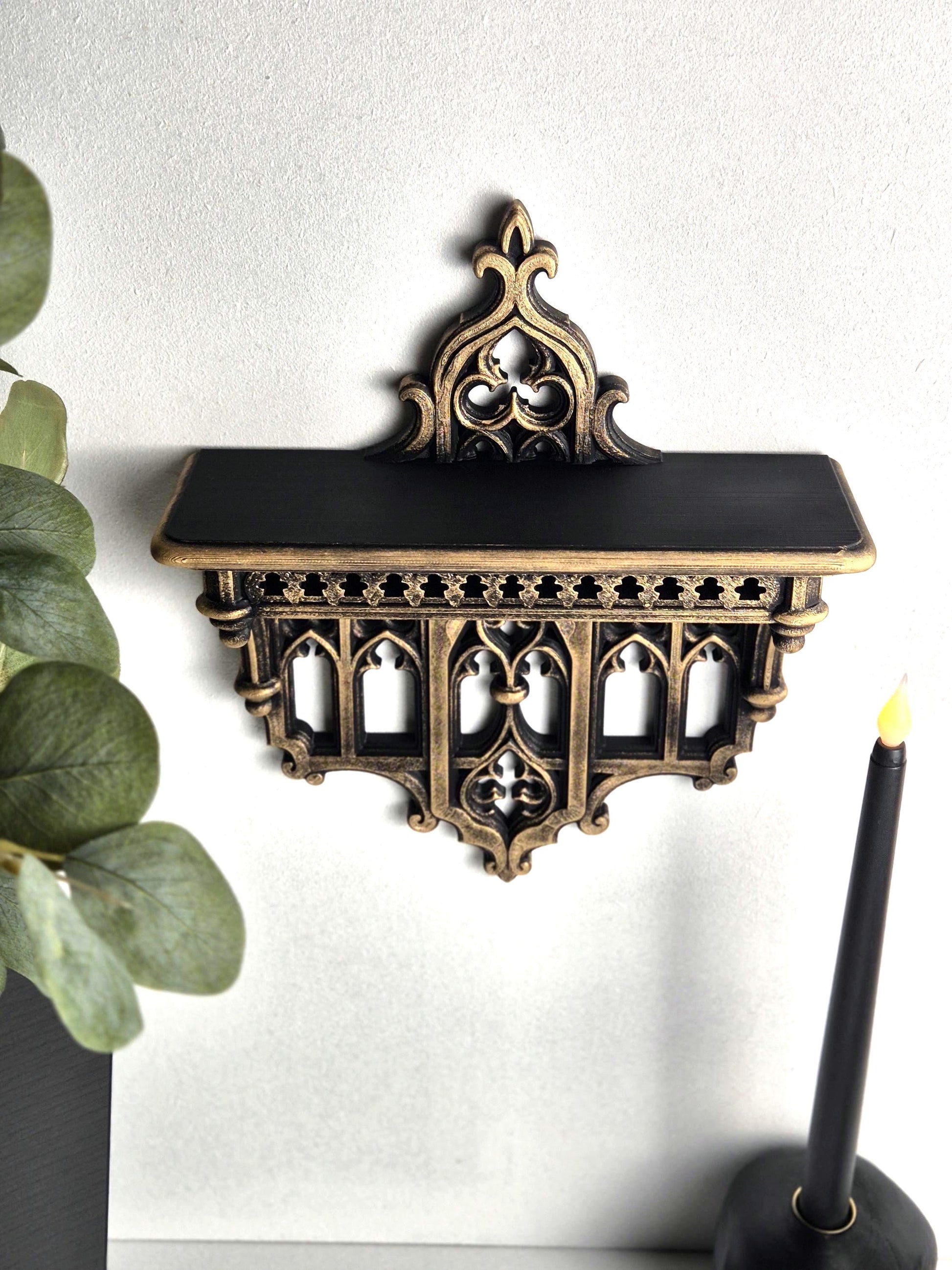 Elegant Victorian Wall Shelf