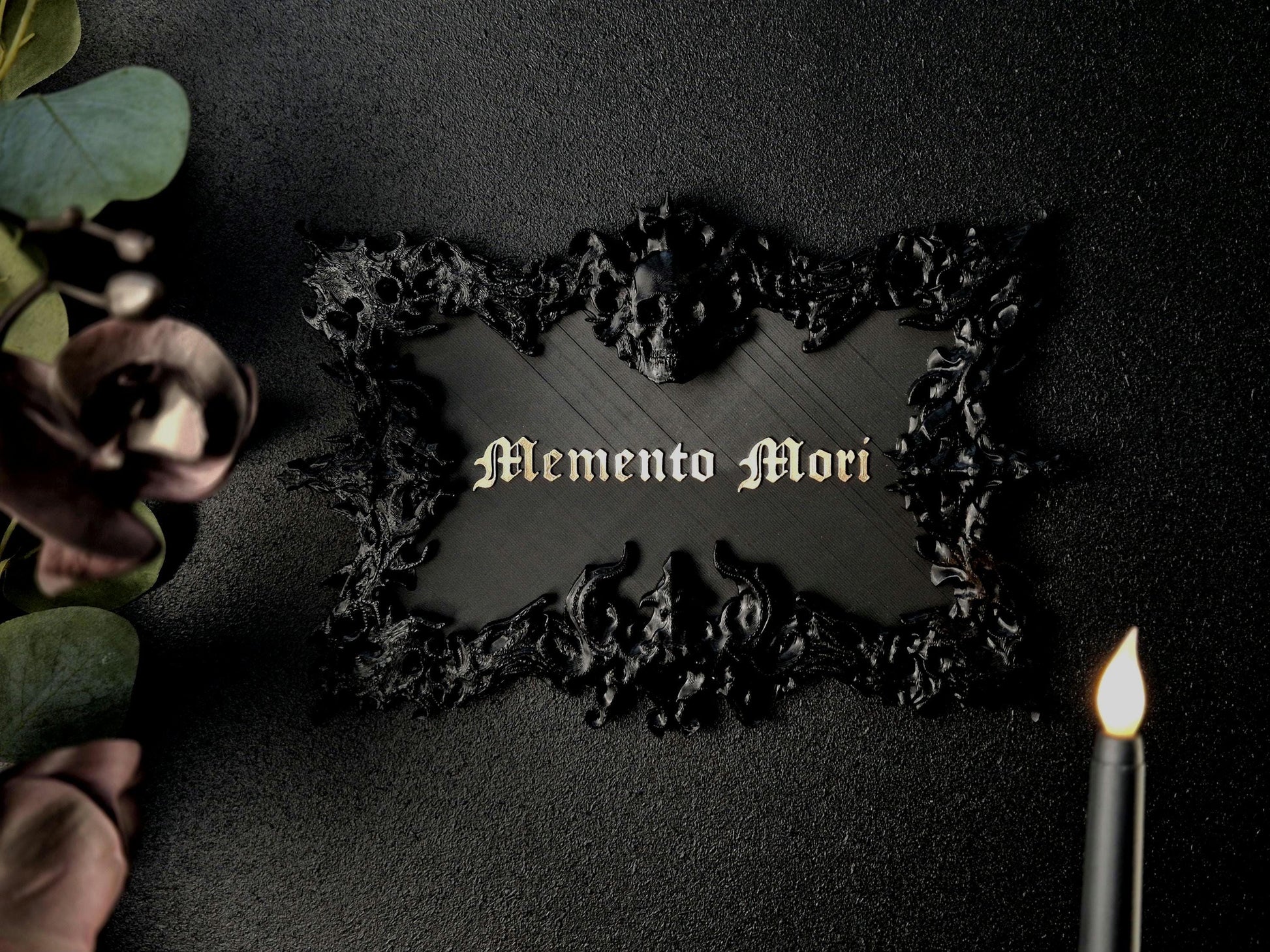 Gothic Wall Sign "Memento Mori"