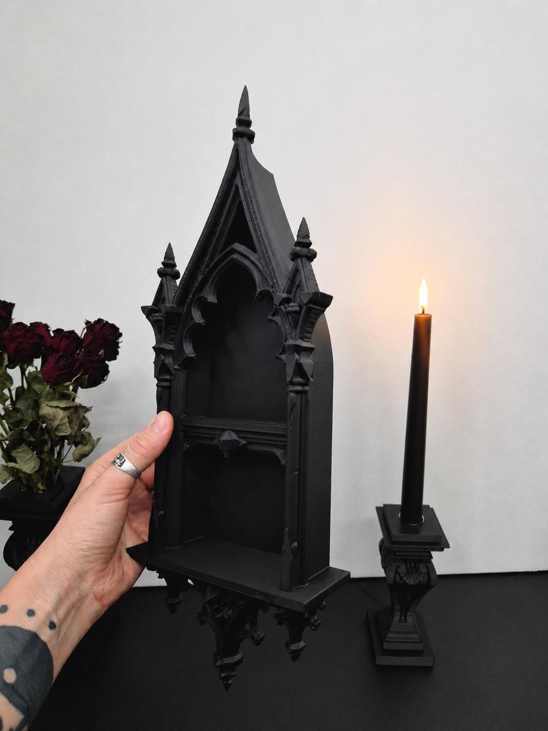 Gothic Cathedral Arch Shelf | 3D-Printed Gothic Wall Decor | Candle Holder & Jewelry Display | Dark Gothic Home, Medieval Gothic Decor