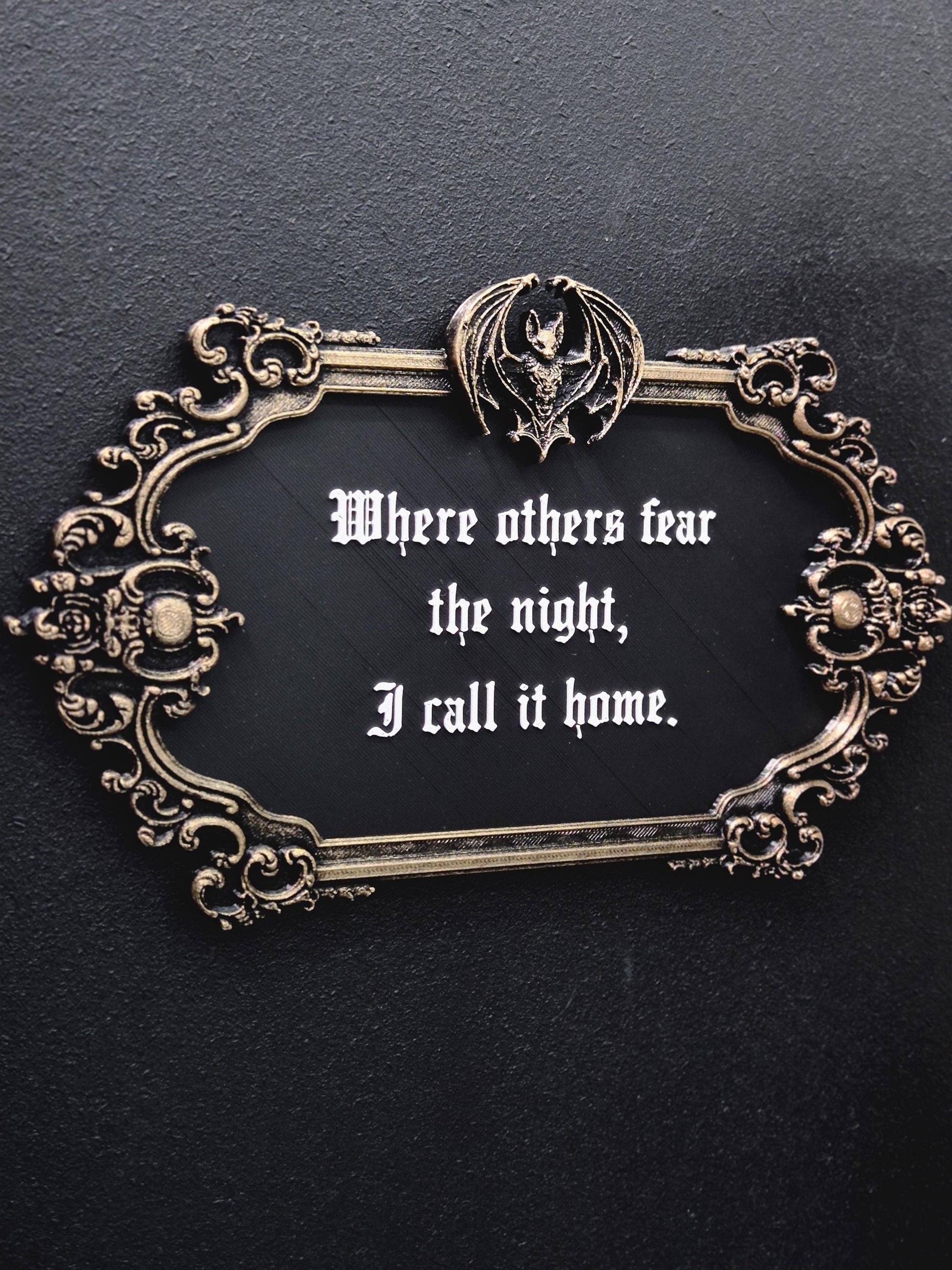 Vampire Wall Plaque “Gothic Home”