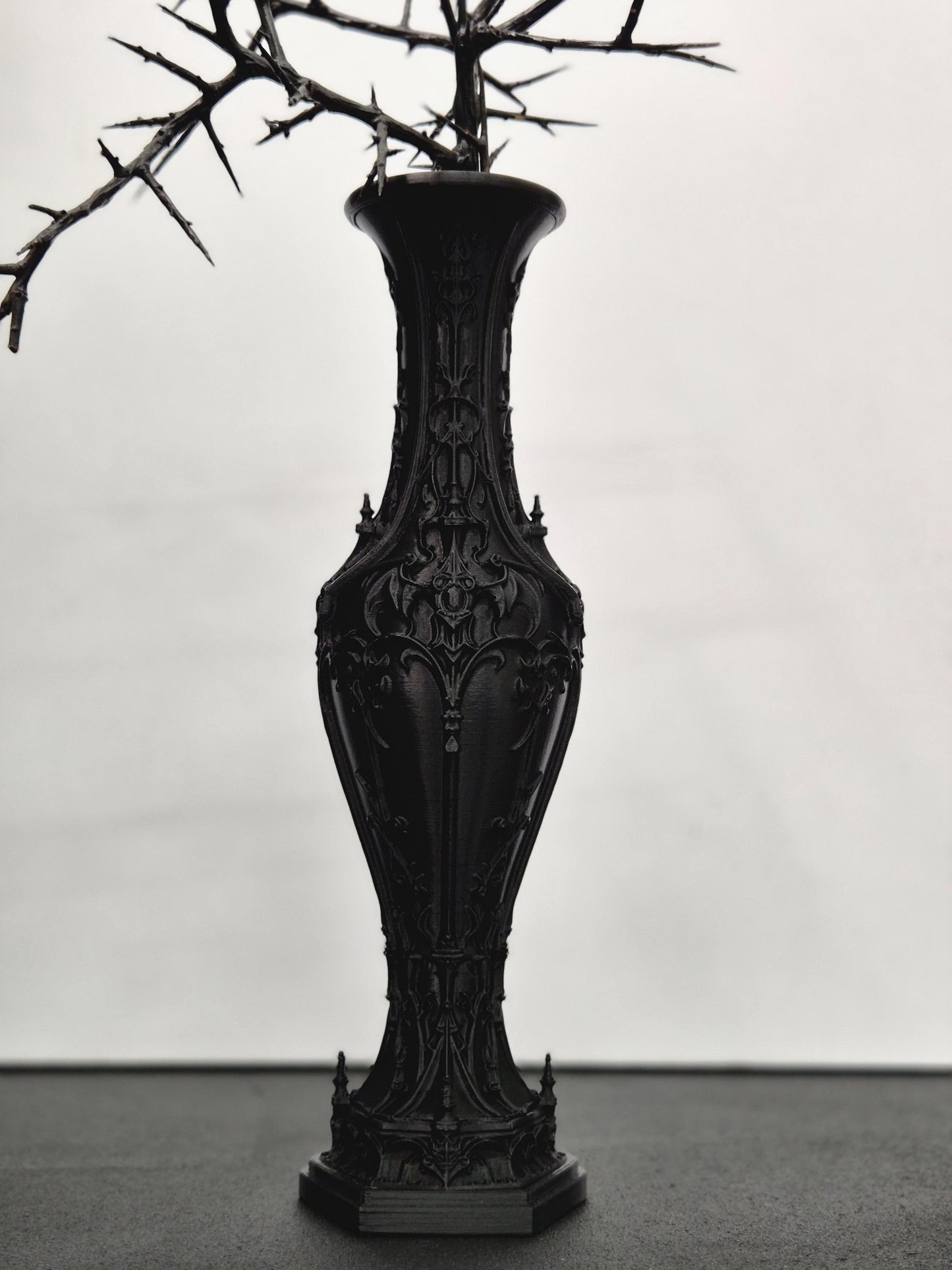 Gothic Vampire Vase – 3D Printed Victorian Vase for Dried Flowers, Gothic Home Decor, Dark Romantic Shelf Decor, Gothic Gift