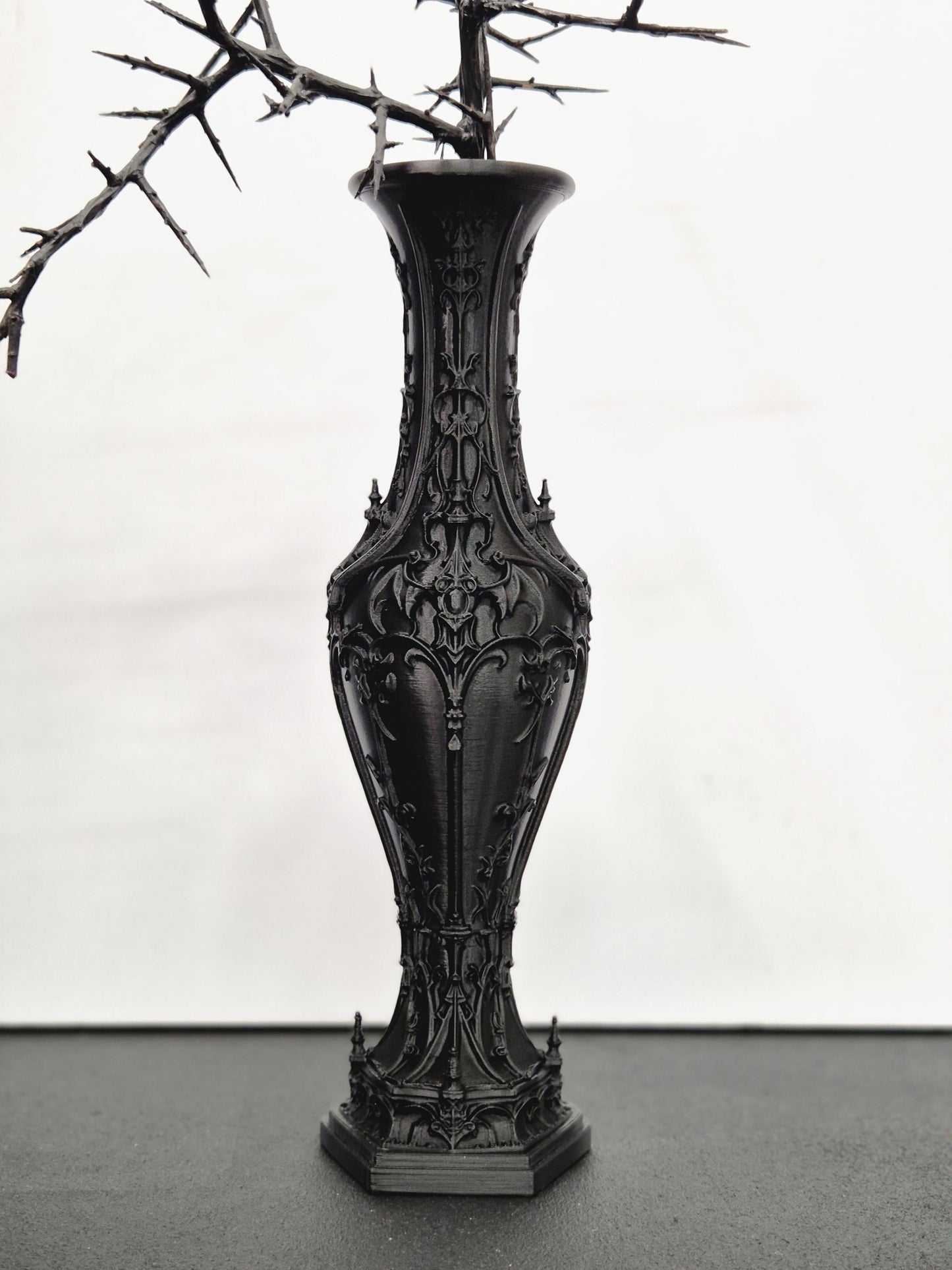 Gothic Vampire Vase – 3D Printed Victorian Vase for Dried Flowers, Gothic Home Decor, Dark Romantic Shelf Decor, Gothic Gift