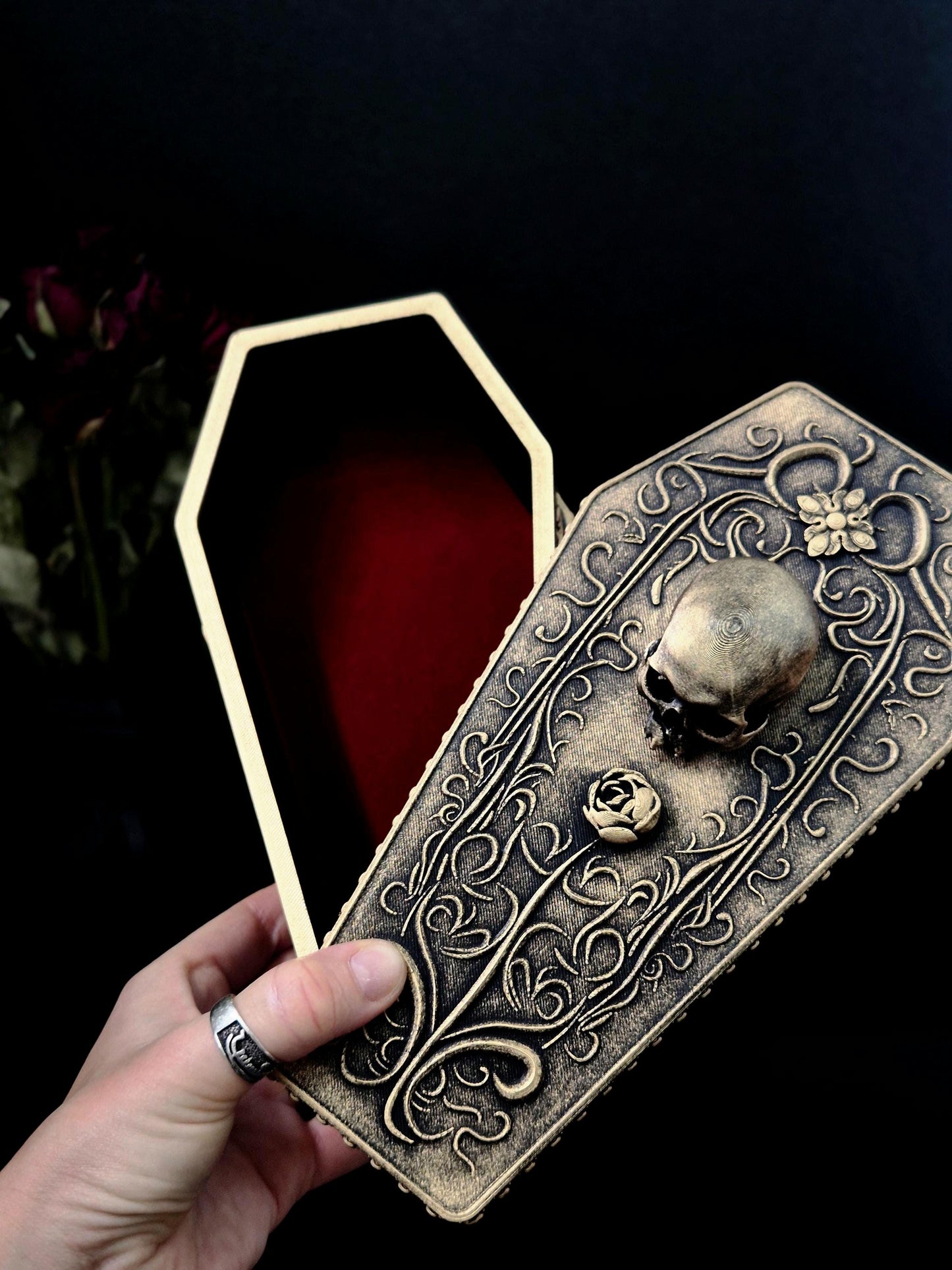 Coffin Box "A Rose for the Dead"